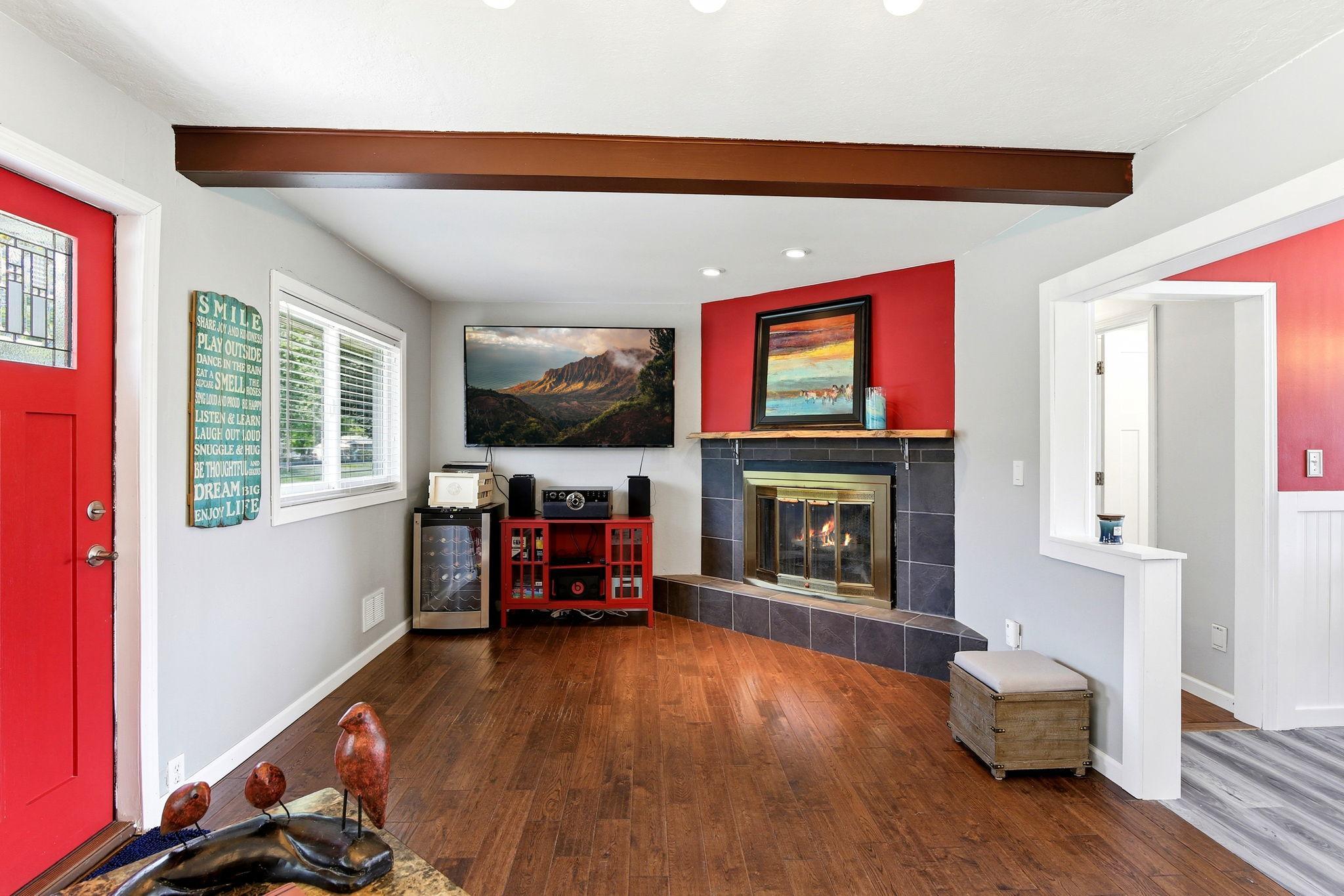3rd image of 1821 Maple St, Hastings, MN 55033 | MLS# 7129707