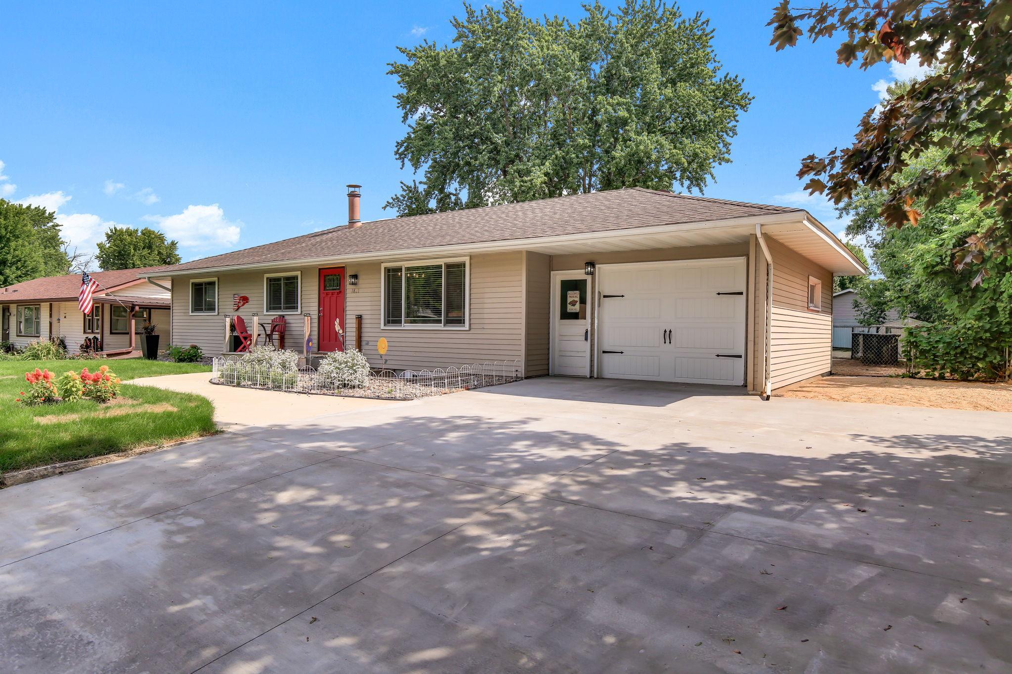 2nd image of 1821 Maple St, Hastings, MN 55033 | MLS# 7129707
