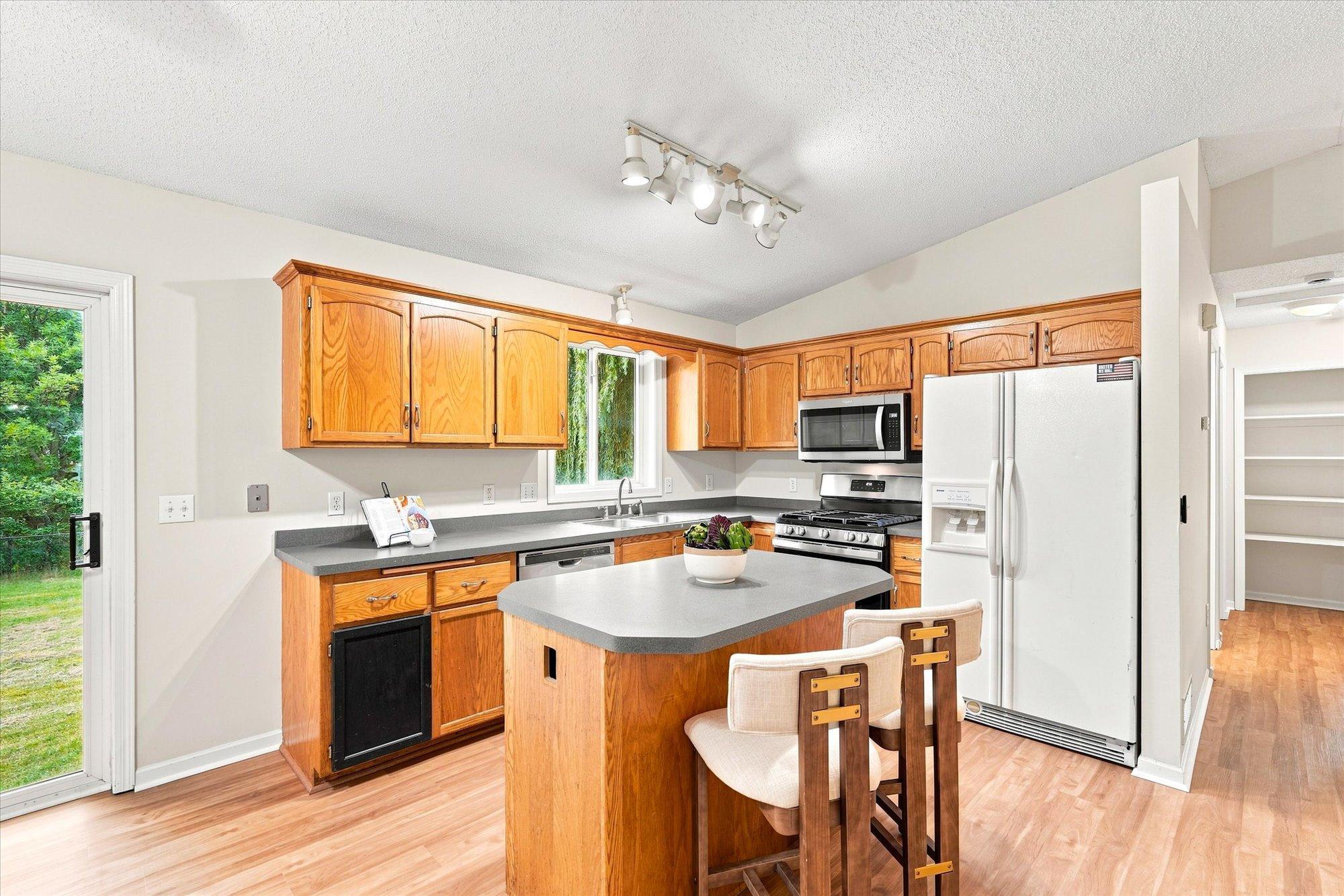 3rd image of 7545 385Th St, North Branch, MN 55056 | MLS# 7129731