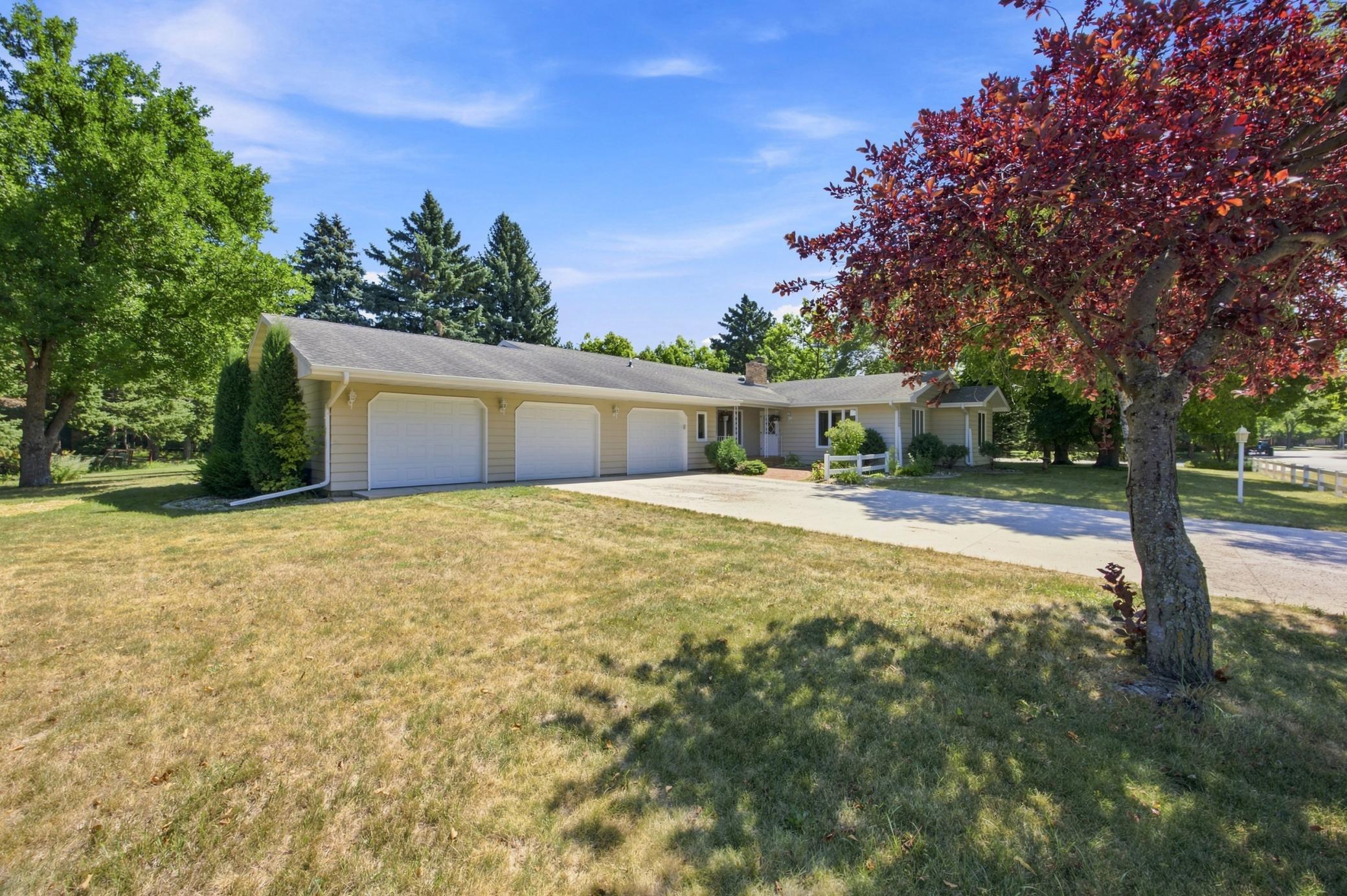 2nd image of 3206 Rivershore Dr S, Moorhead, MN 56560 | MLS# 7129762