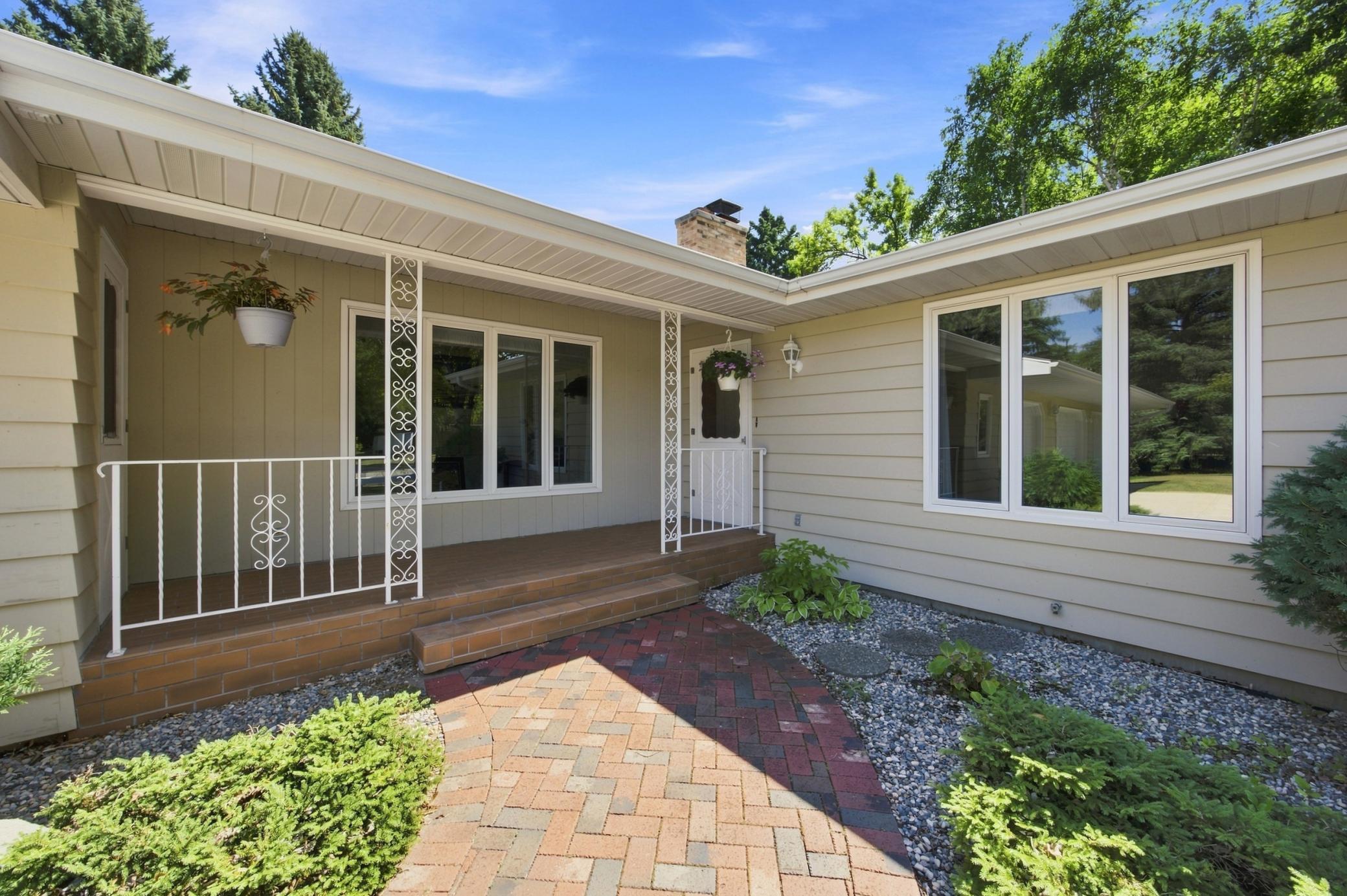 3rd image of 3206 Rivershore Dr S, Moorhead, MN 56560 | MLS# 7129762