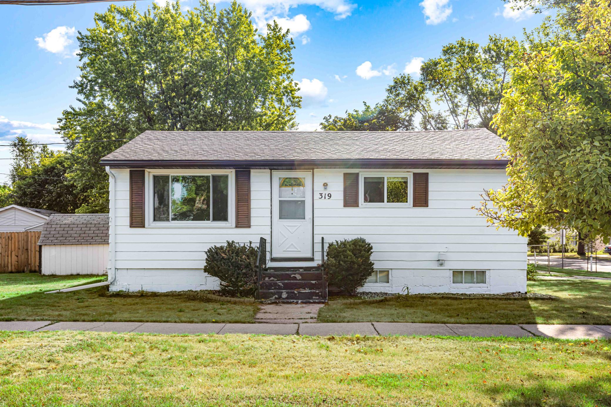1st image of 319 1st St, West Fargo, ND 58078 | MLS# 7129766