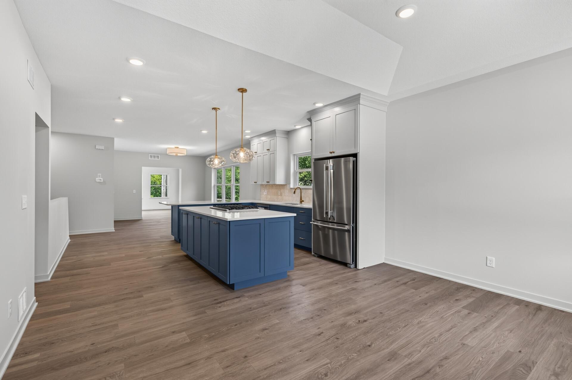 4th image of 2357 7Th Ave E, Saint Paul, MN 55109 | MLS# 7129779