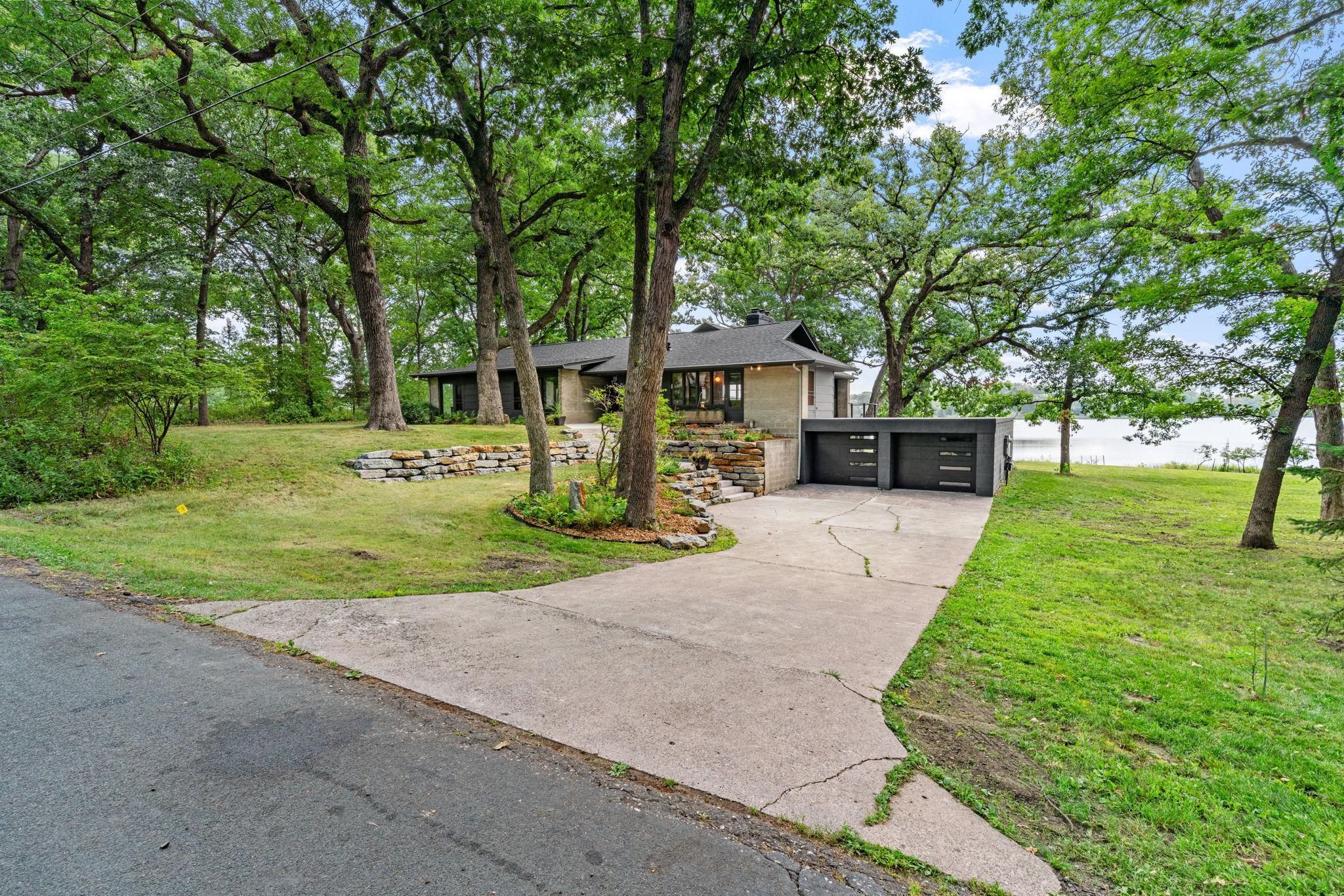 2nd image of 12 W Shore Rd, North Oaks, MN 55127 | MLS# 7129842