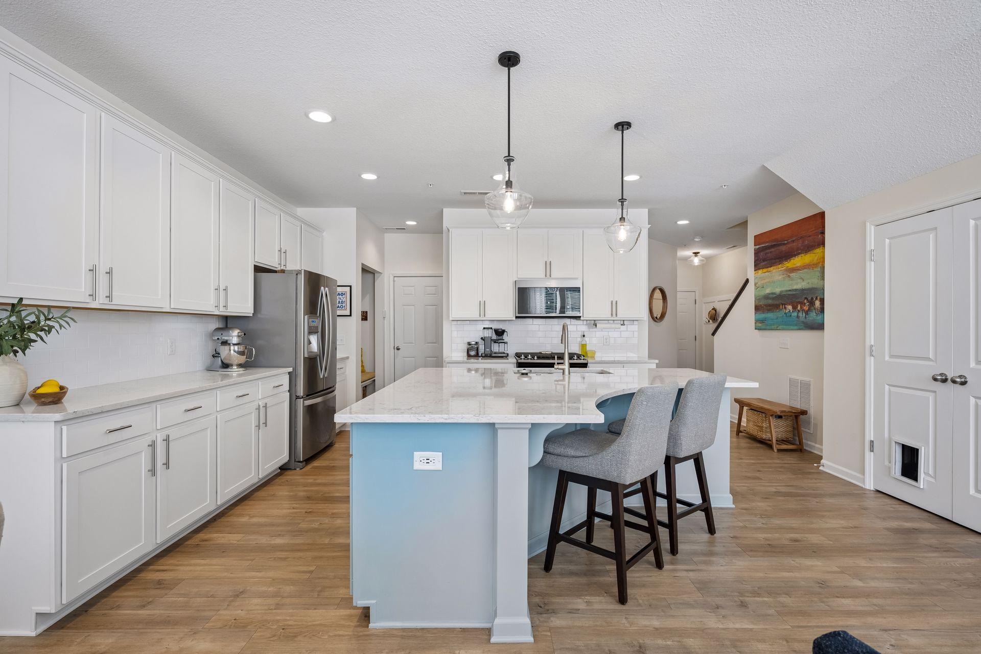 3rd image of 7152 Walnut Grove Ln N, Maple Grove, MN 55311 | MLS# 7129855