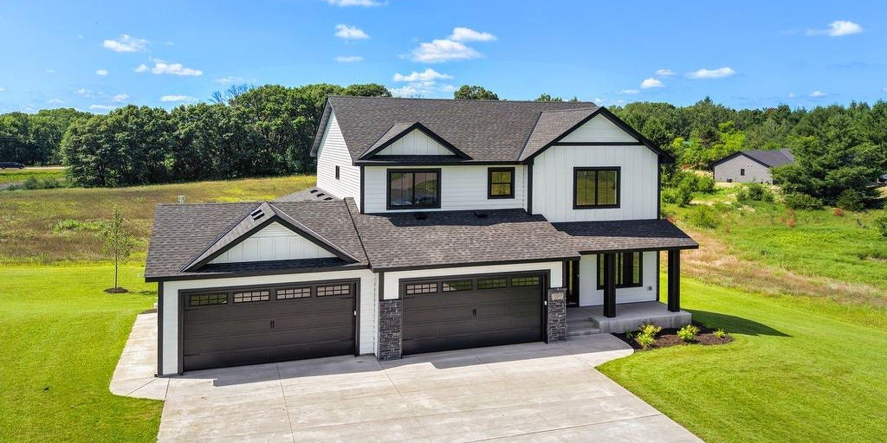 1st image of 12917 295th Ave Nw, Princeton, MN 55371 | MLS# 7129902
