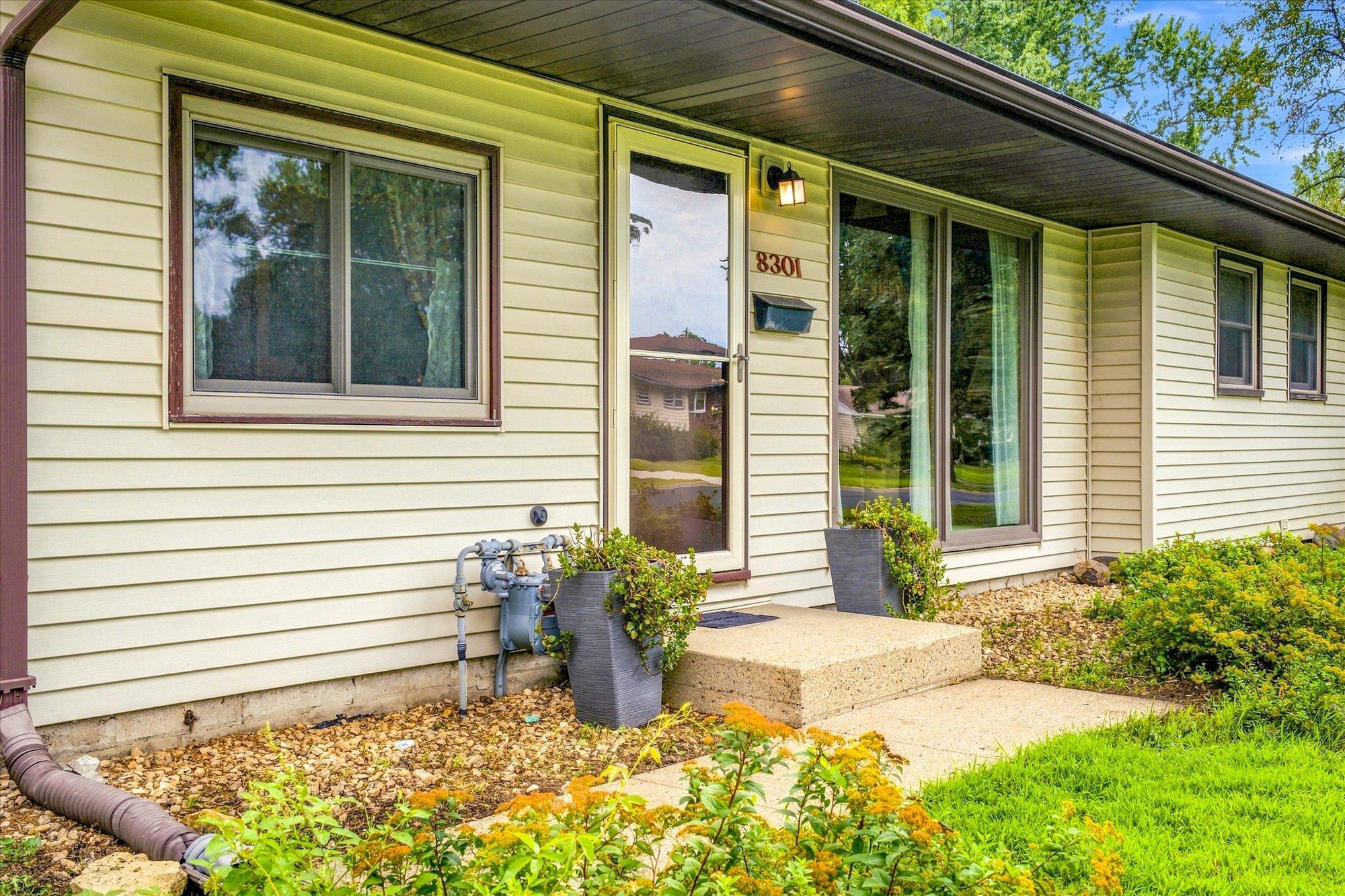 3rd image of 8301 Elliot Ave S, Minneapolis, MN 55420 | MLS# 7129906