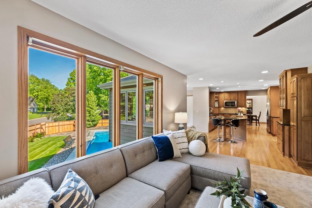 5th image of 10954 Yukon Ave S, Minneapolis, MN 55438 | MLS# 7129917