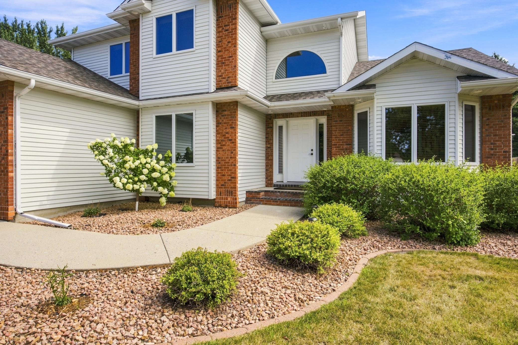3rd image of 1906 E Rose Creek Pkwy S, Fargo, ND 58104 | MLS# 7129986