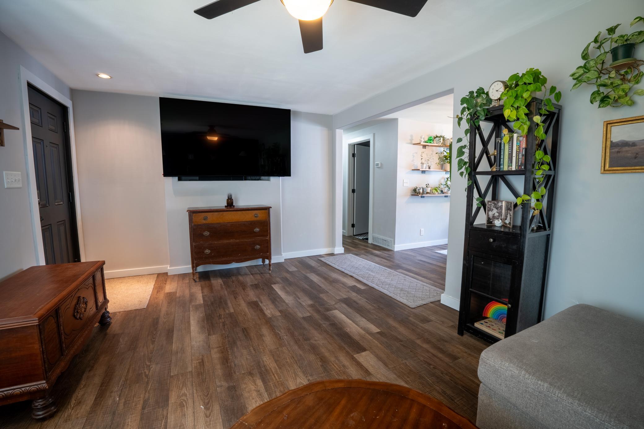 3rd image of 1908 E Golf Course Rd Ne, Alexandria, MN 56308 | MLS# 7130022