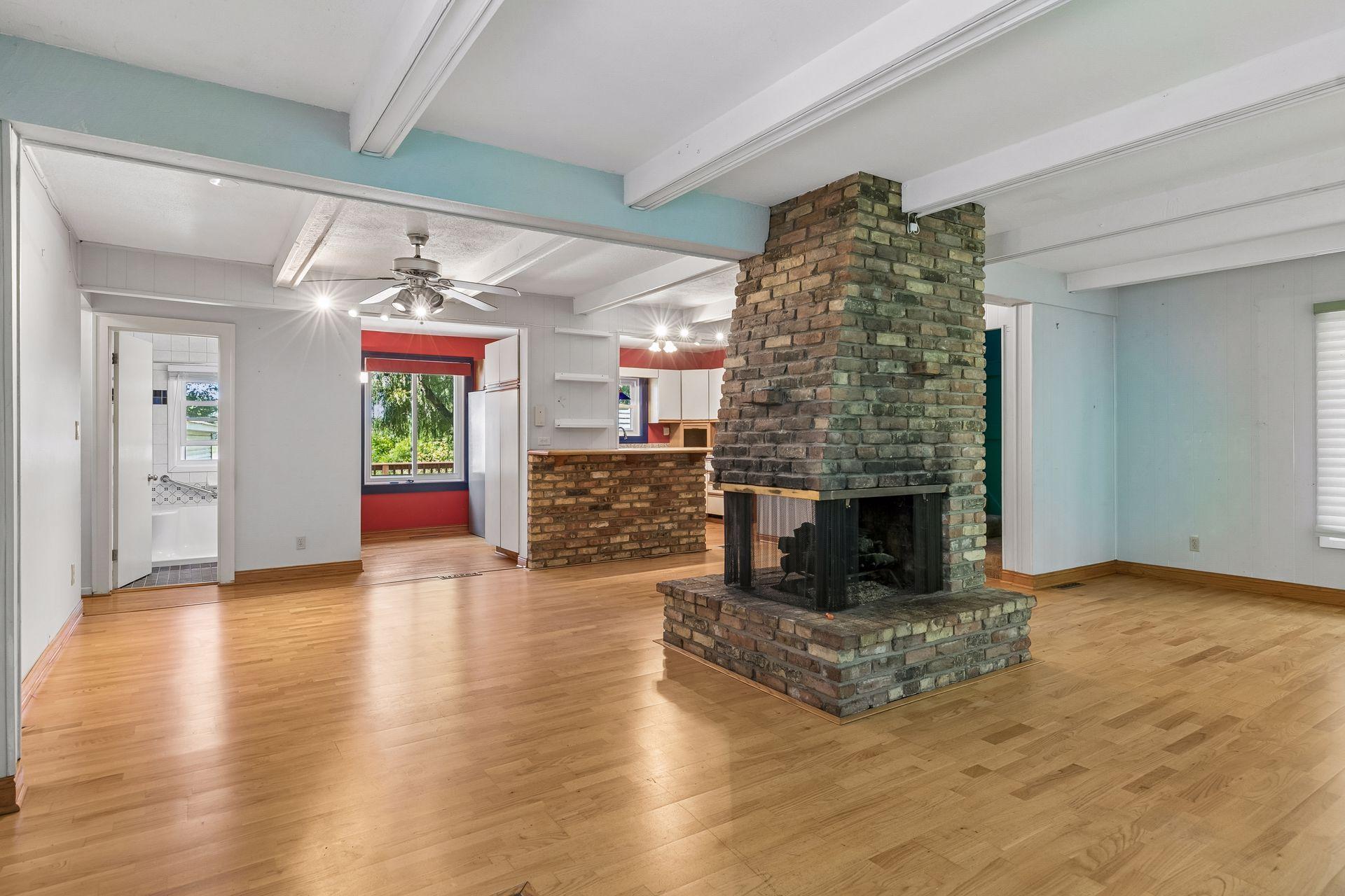 5th image of 8570 Lincoln St Ne, Minneapolis, MN 55434 | MLS# 7130091