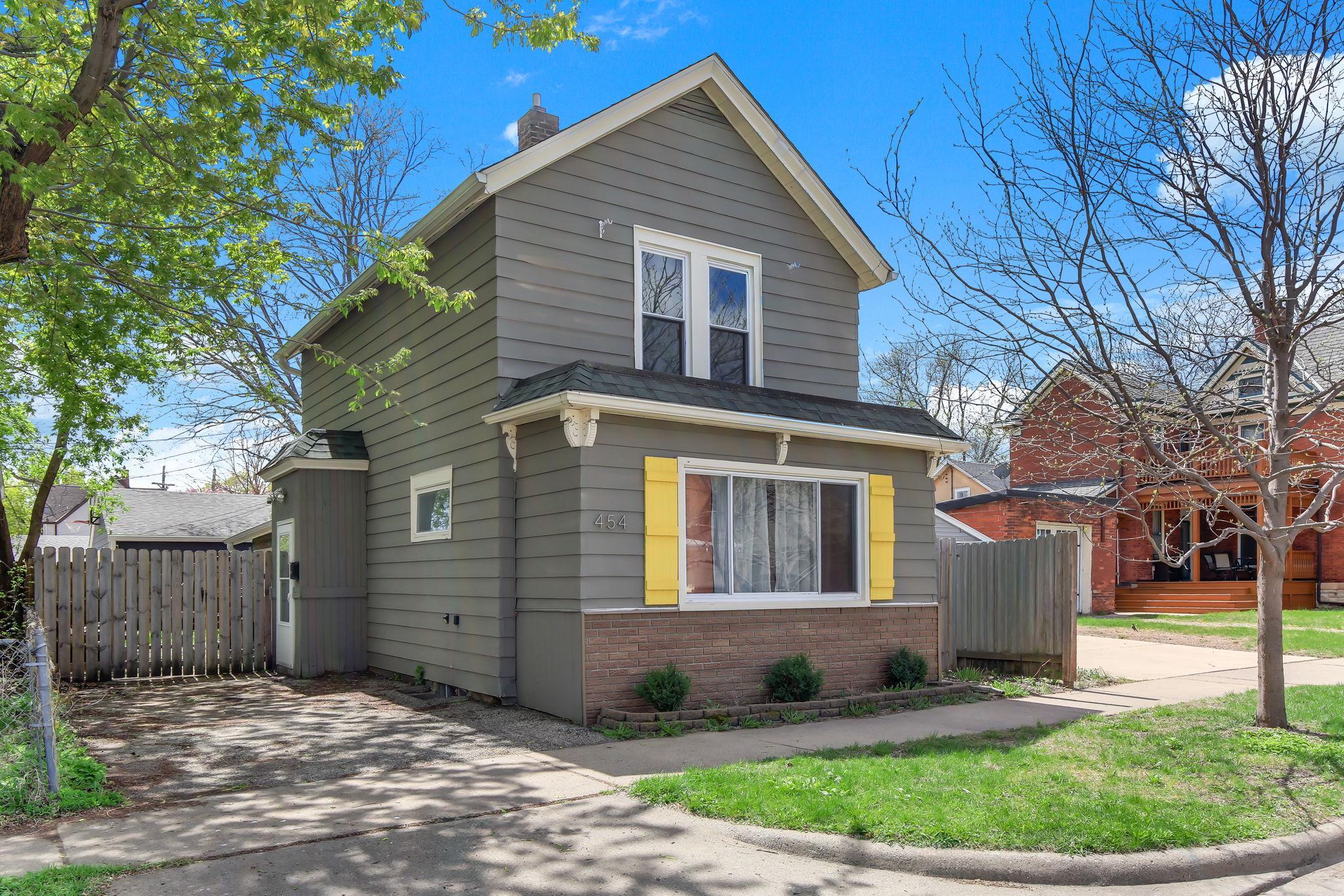 25th image of 454 Michigan St, Saint Paul, MN 55102 | MLS# 7130094
