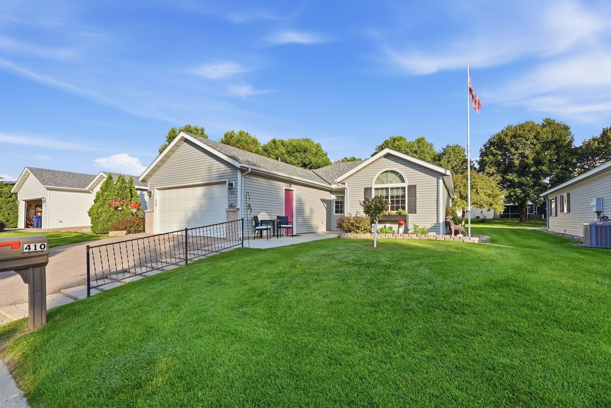 1st image of 410 Fieldcrest Ln, Sartell, MN 56377 | MLS# 7130116