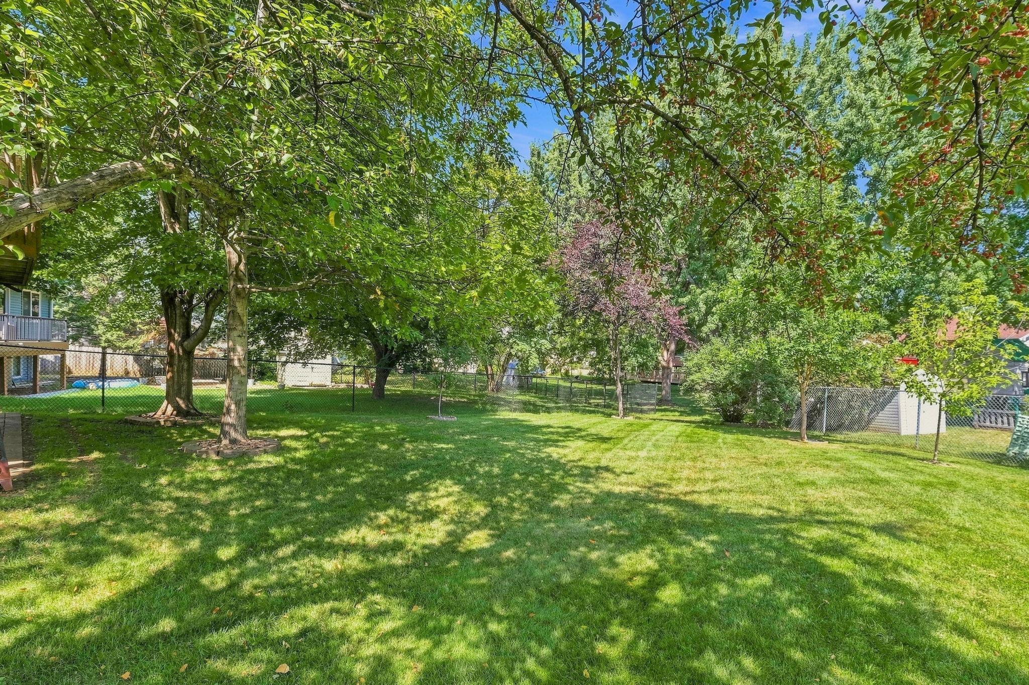 2nd image of 12959 Black Hills Dr, Burnsville, MN 55337 | MLS# 7130172