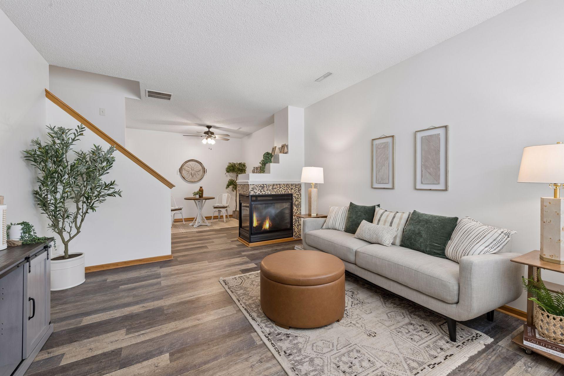 2nd image of 1524 Liberty Cir, Shakopee, MN 55379 | MLS# 7130223