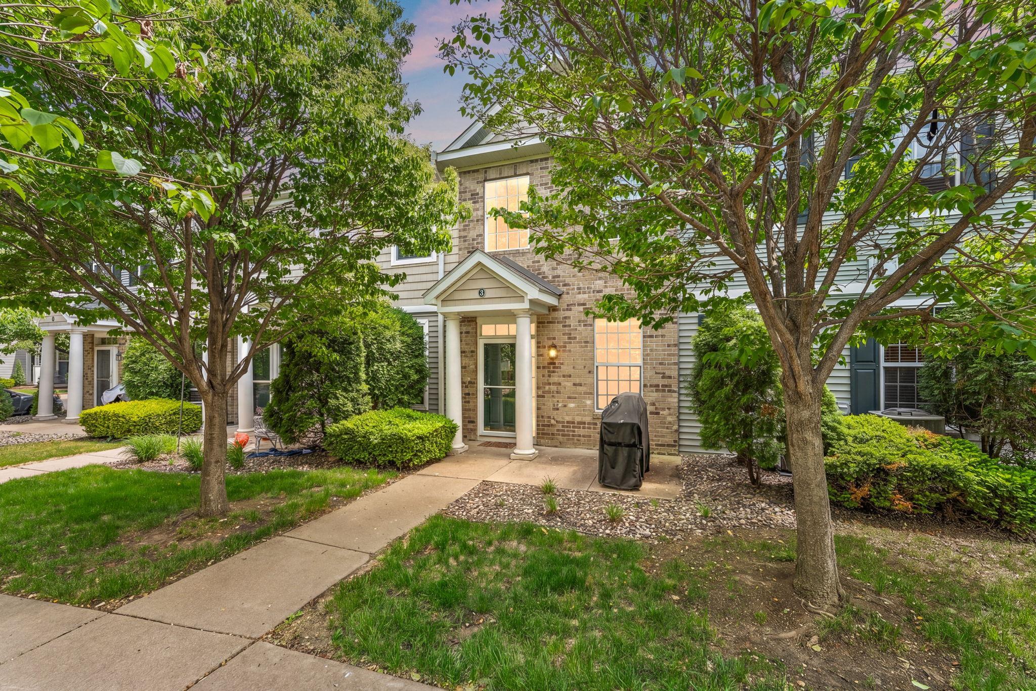2nd image of 1610 Woodlynn Ave #3, Saint Paul, MN 55109 | MLS# 7130255