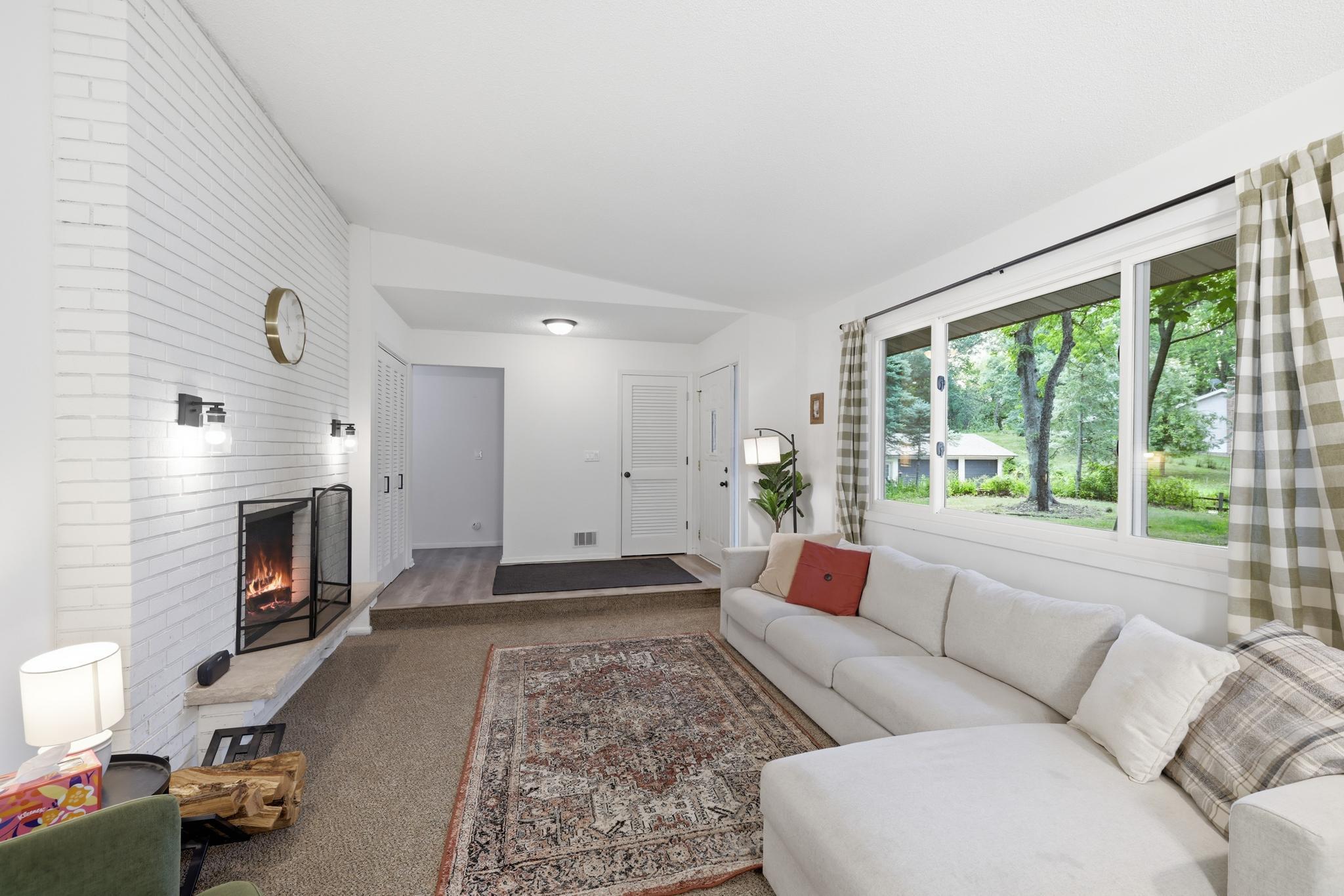 3rd image of 135 Sabra Ct, Apple Valley, MN 55124 | MLS# 7130274