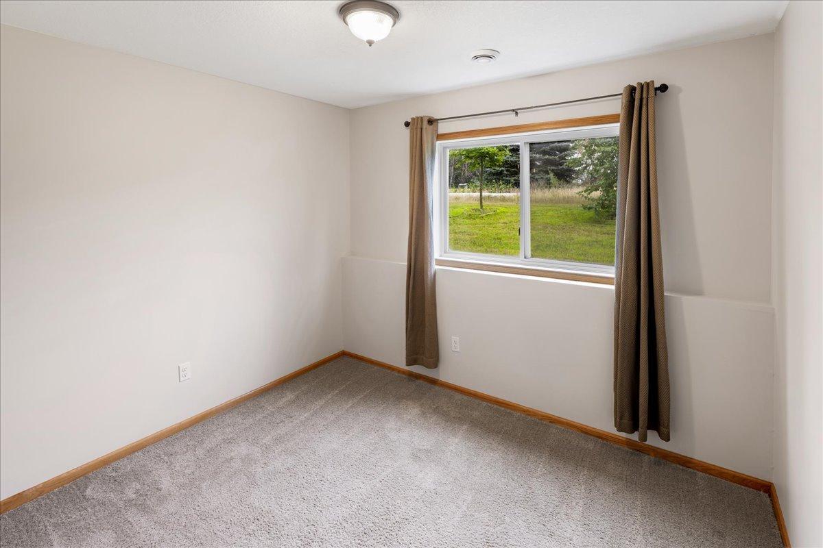 26th image of 38260 Explorer Cir, North Branch, MN 55056 | MLS# 7130297