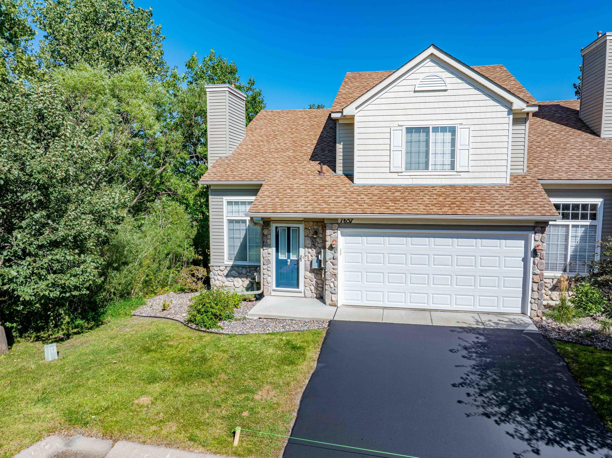 2nd image of 7657 Primrose Pl, Chanhassen, MN 55317 | MLS# 7130329