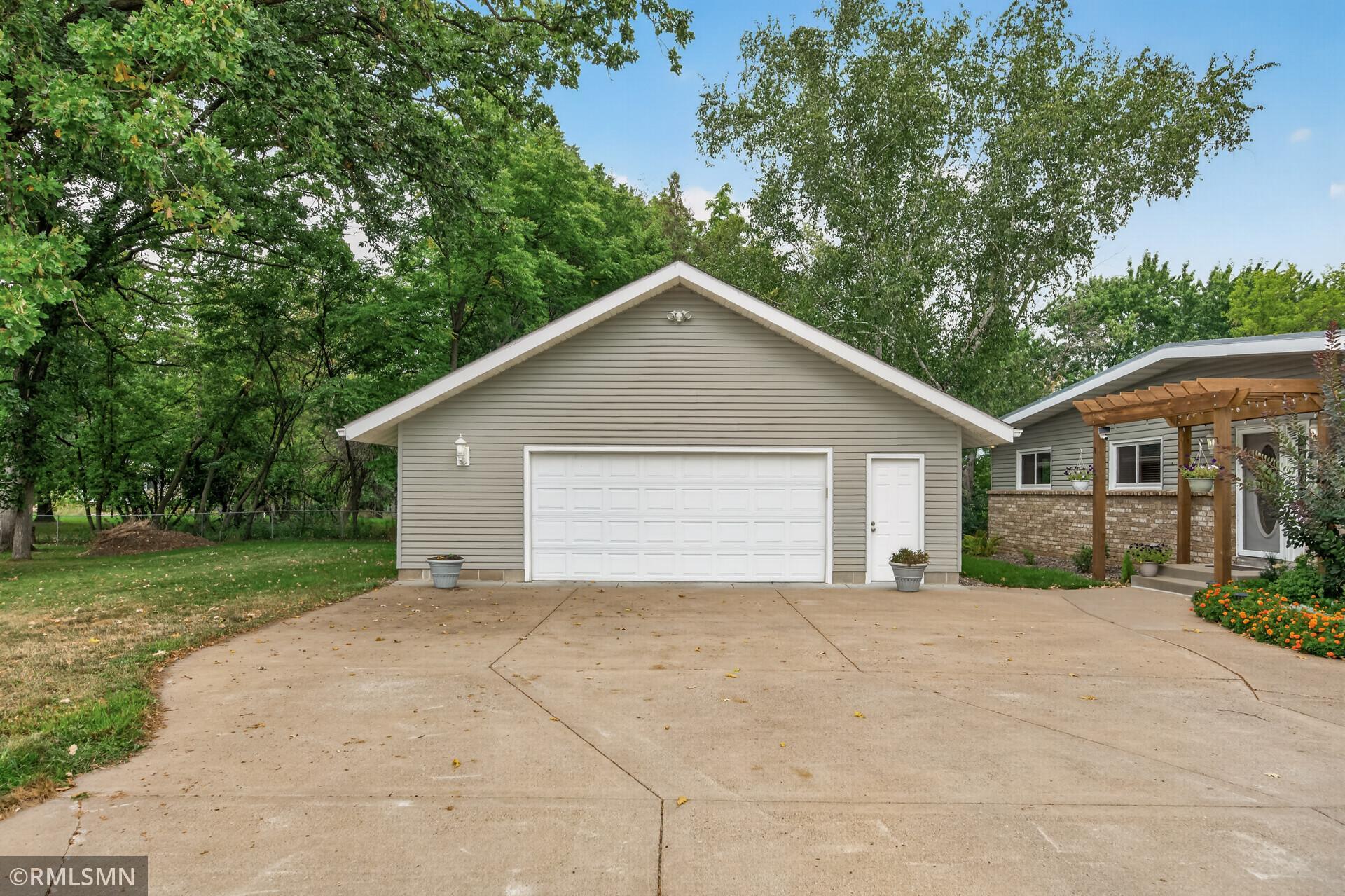 5th image of 2720 Silver Fox Rd, White Bear Lake, MN 55110 | MLS# 7130348