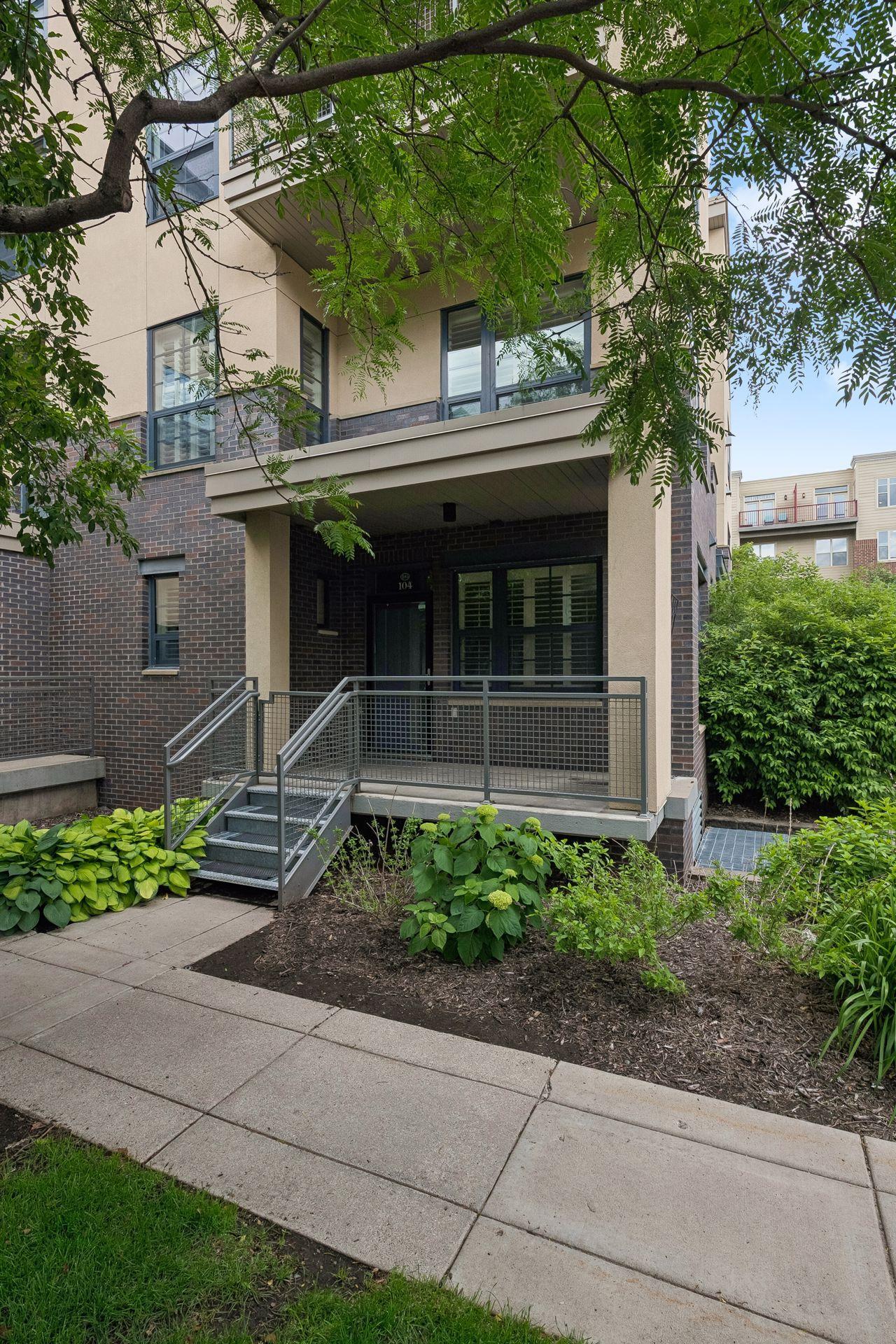 3rd image of 2566 Ellis Ave, St. Paul, MN 55114