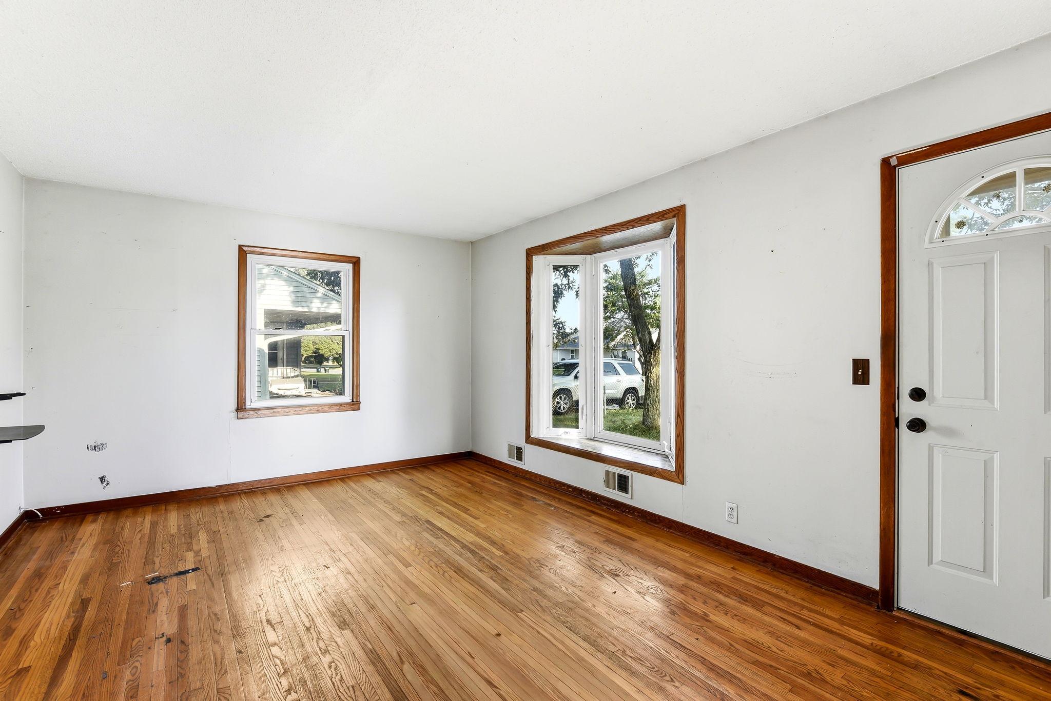 5th image of 548 82Nd Ave Ne, Minneapolis, MN 55432 | MLS# 7130362