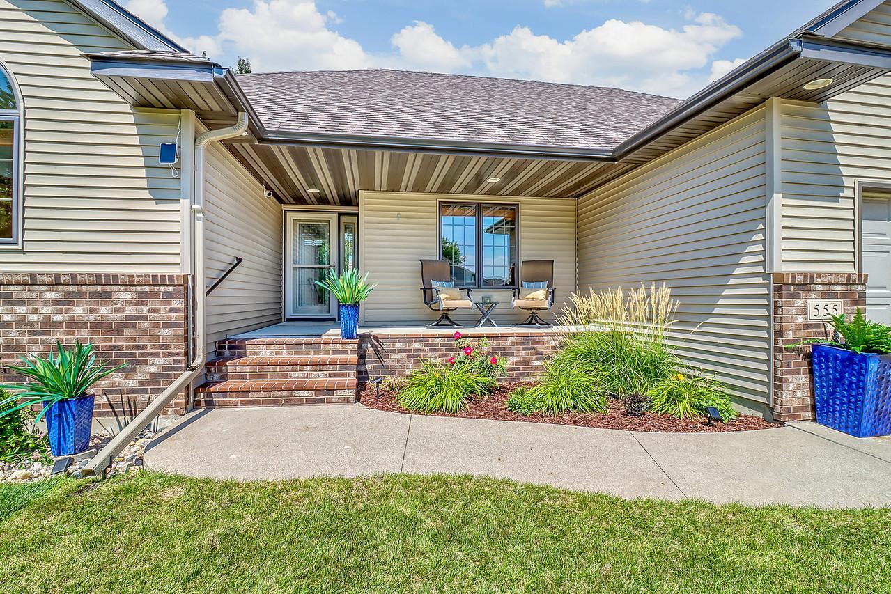 4th image of 555 Queens Ct, Moorhead, MN 56560 | MLS# 7130409