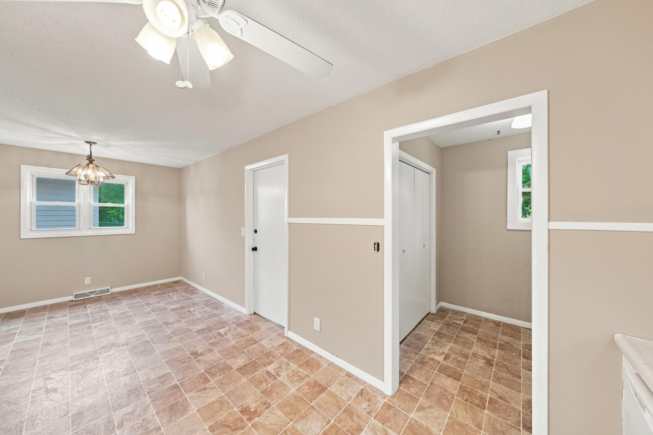 4th image of 1622 Washington St Ne, Minneapolis, MN 55413 | MLS# 7130451