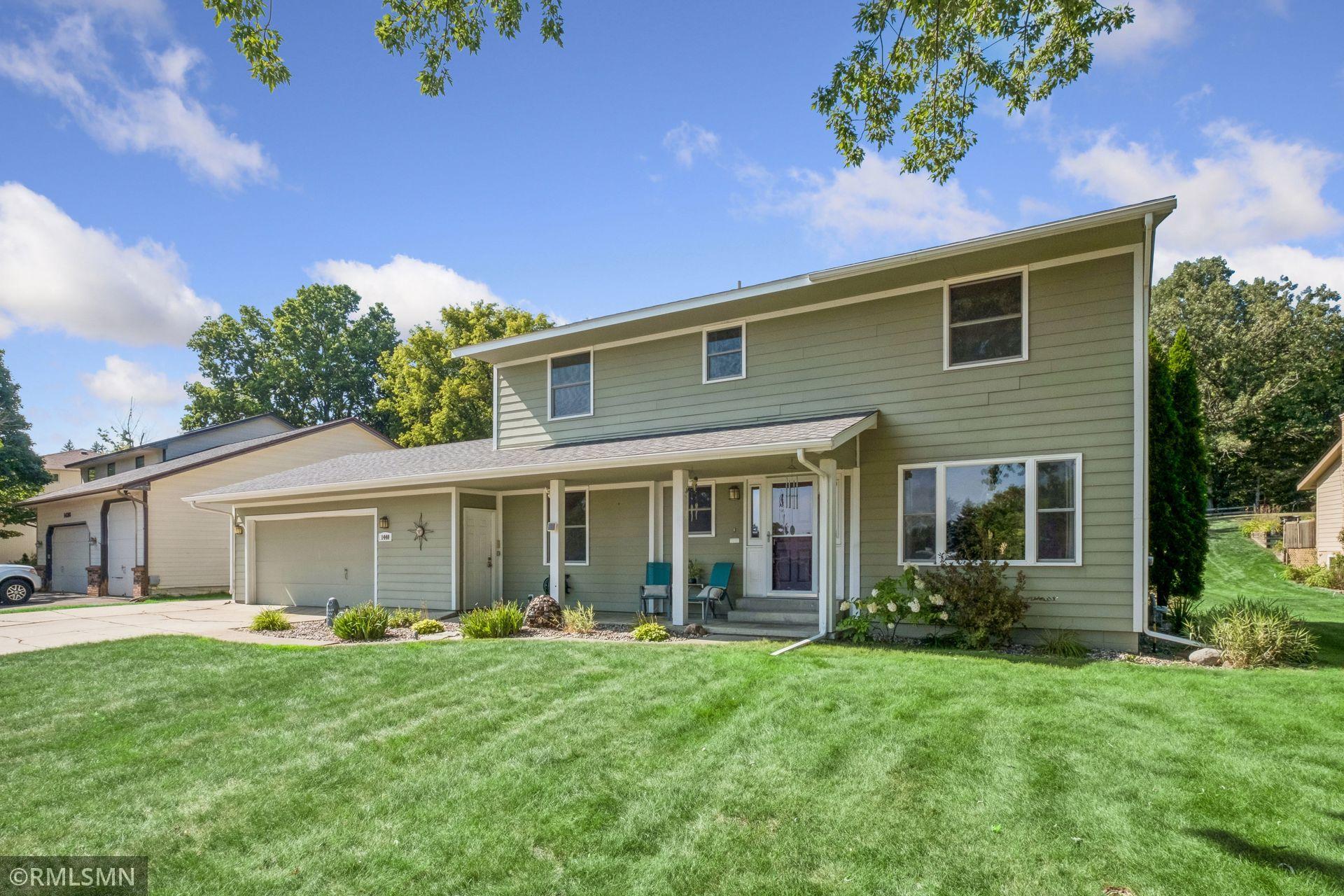 1st image of 1440 Valley View Rd, Chaska, MN 55318 | MLS# 7130486