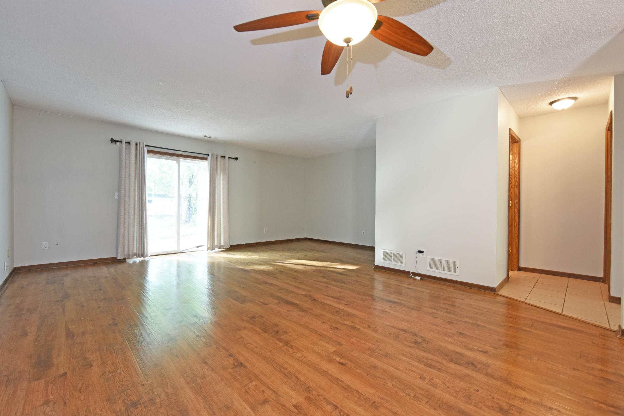 3rd image of 6781 Sherwood Rd, Saint Paul, MN 55125 | MLS# 7130496
