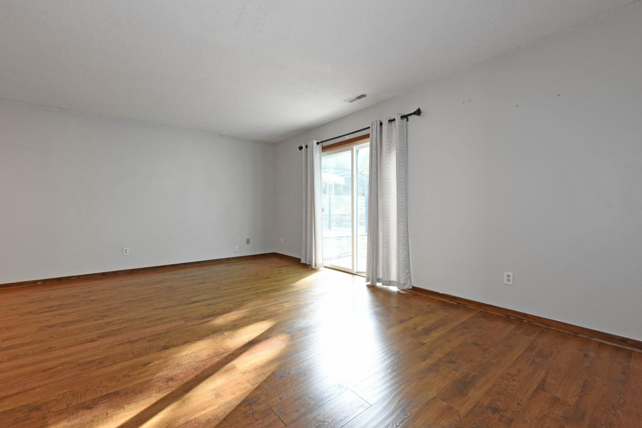 5th image of 6781 Sherwood Rd, Saint Paul, MN 55125 | MLS# 7130496