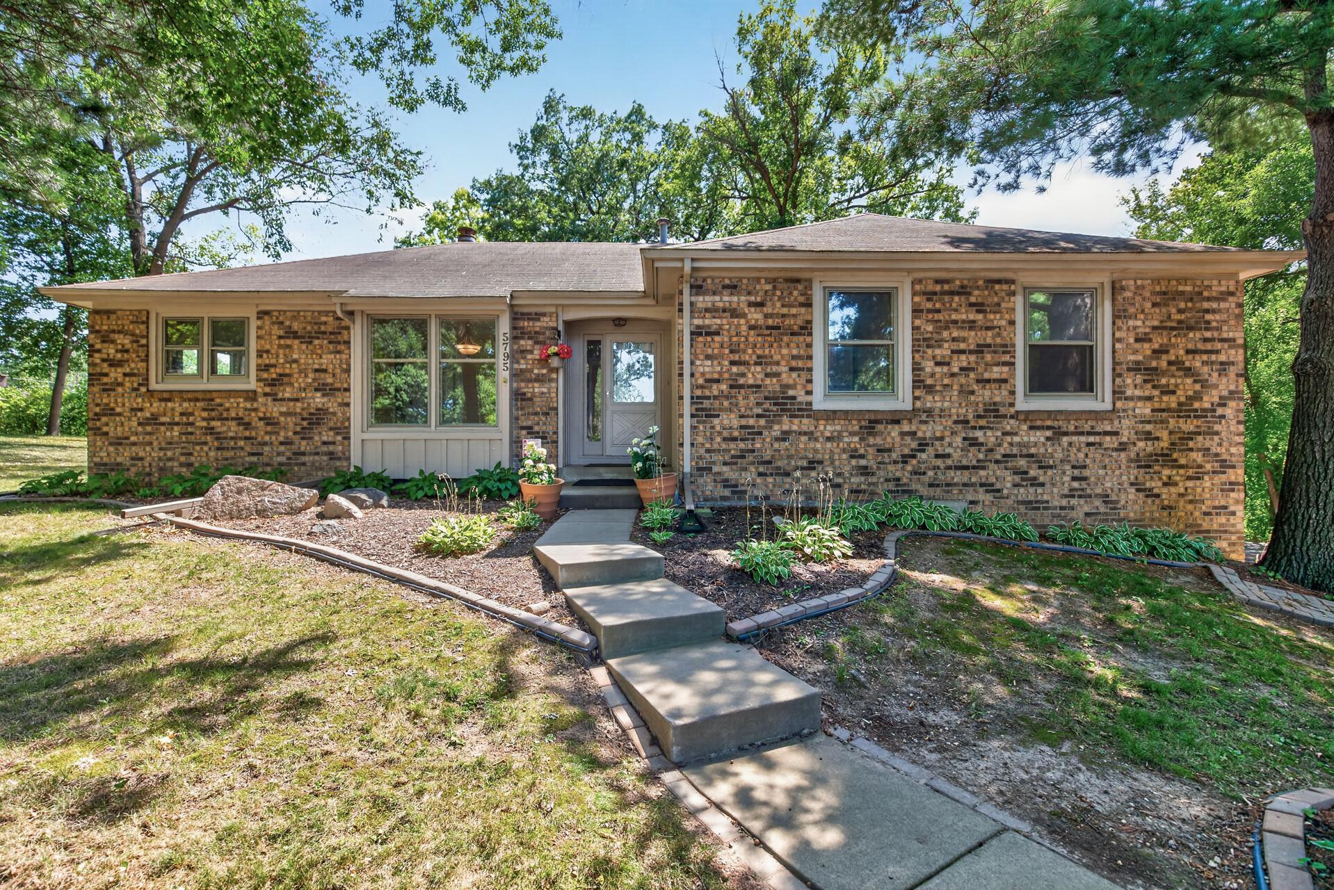 2nd image of 5795 Shannon Trl Se, Prior Lake, MN 55372 | MLS# 7130502