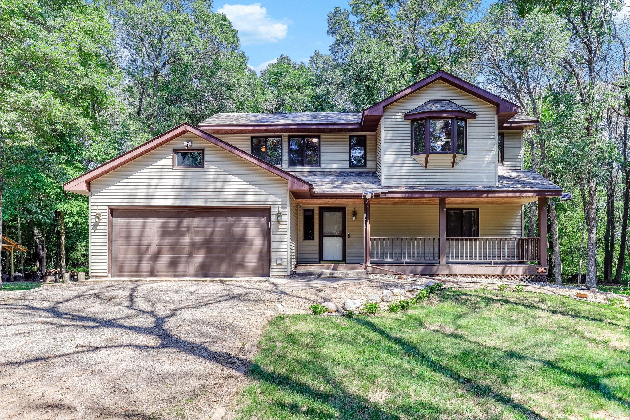 1st image of 10960 385th St, North Branch, MN 55056 | MLS# 7130512