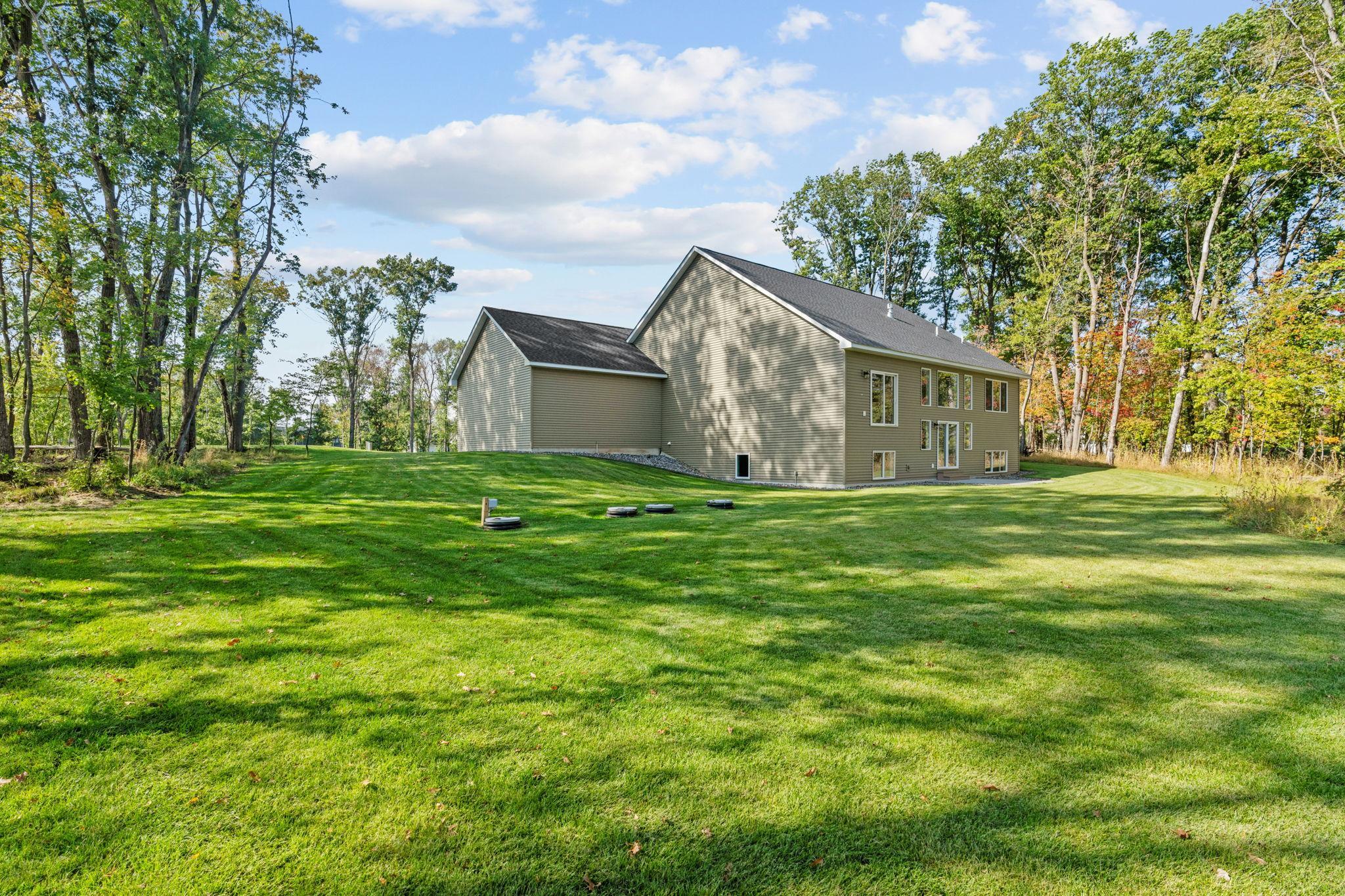 3rd image of 14633 Packard St Ne, Ham Lake, MN 55304 | MLS# 7130524