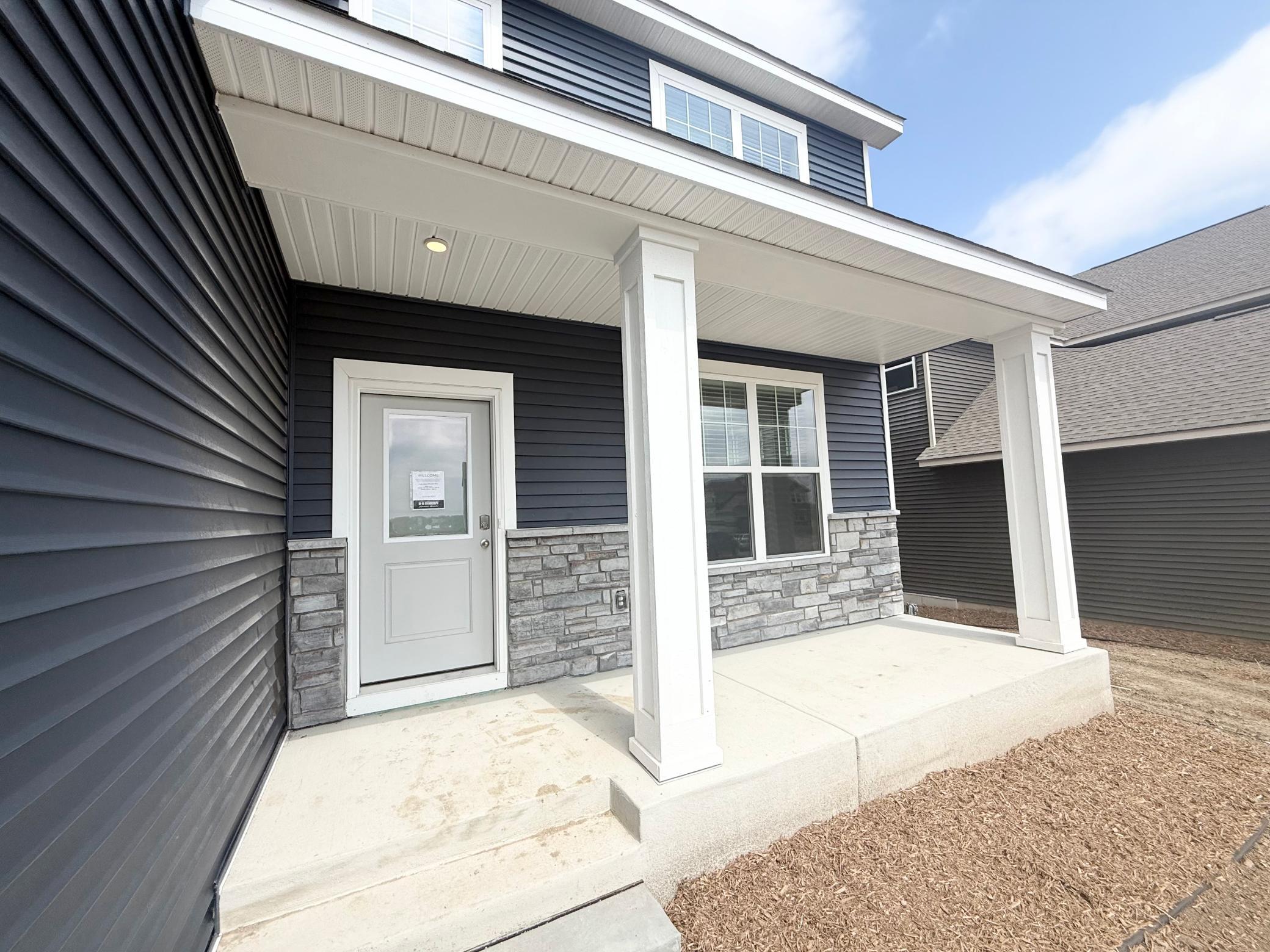 2nd image of 1979 Shady View Ct, Shakopee, MN 55379 | MLS# 7130531