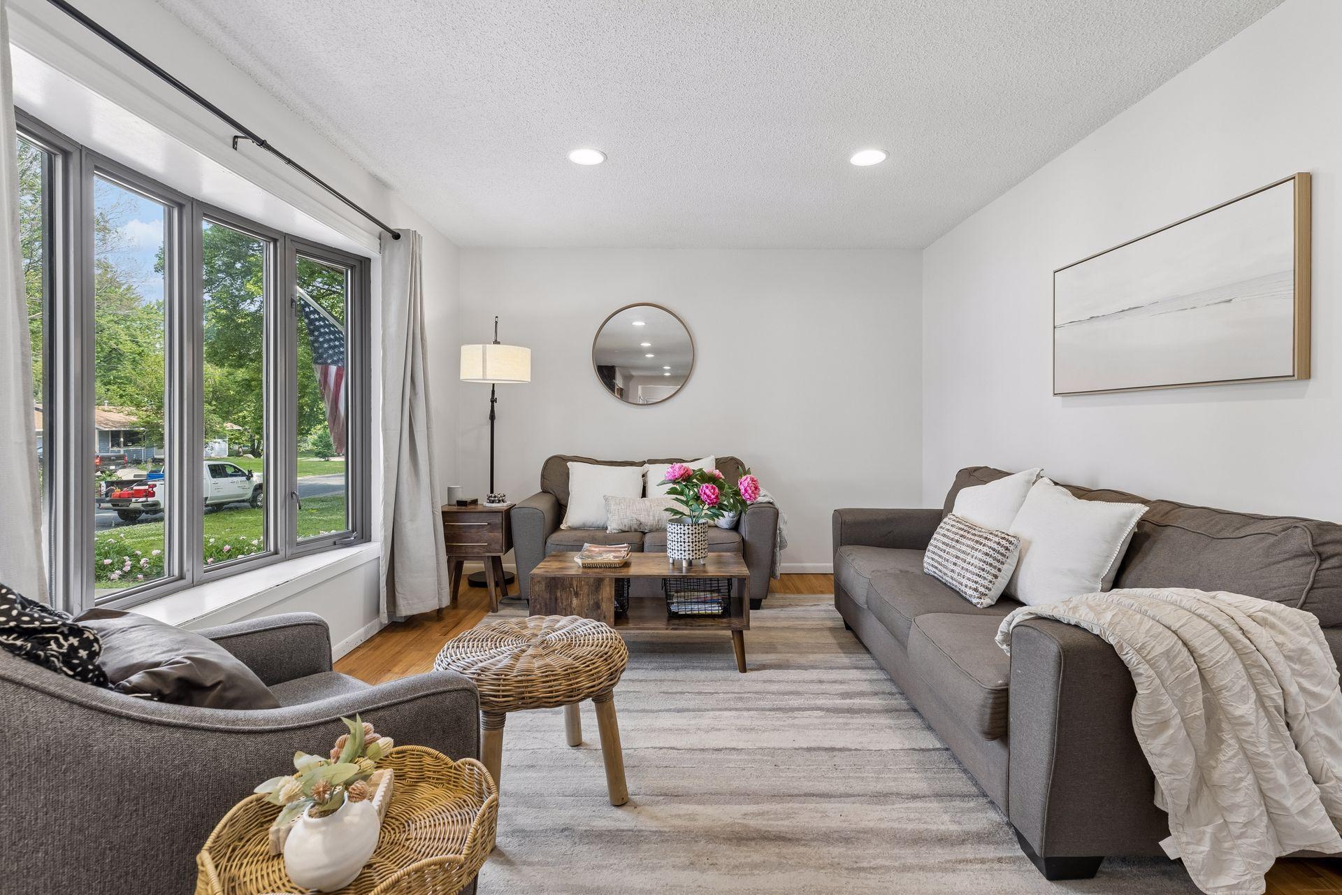2nd image of 6631 Oakwood St, Rockford, MN 55373 | MLS# 7130542