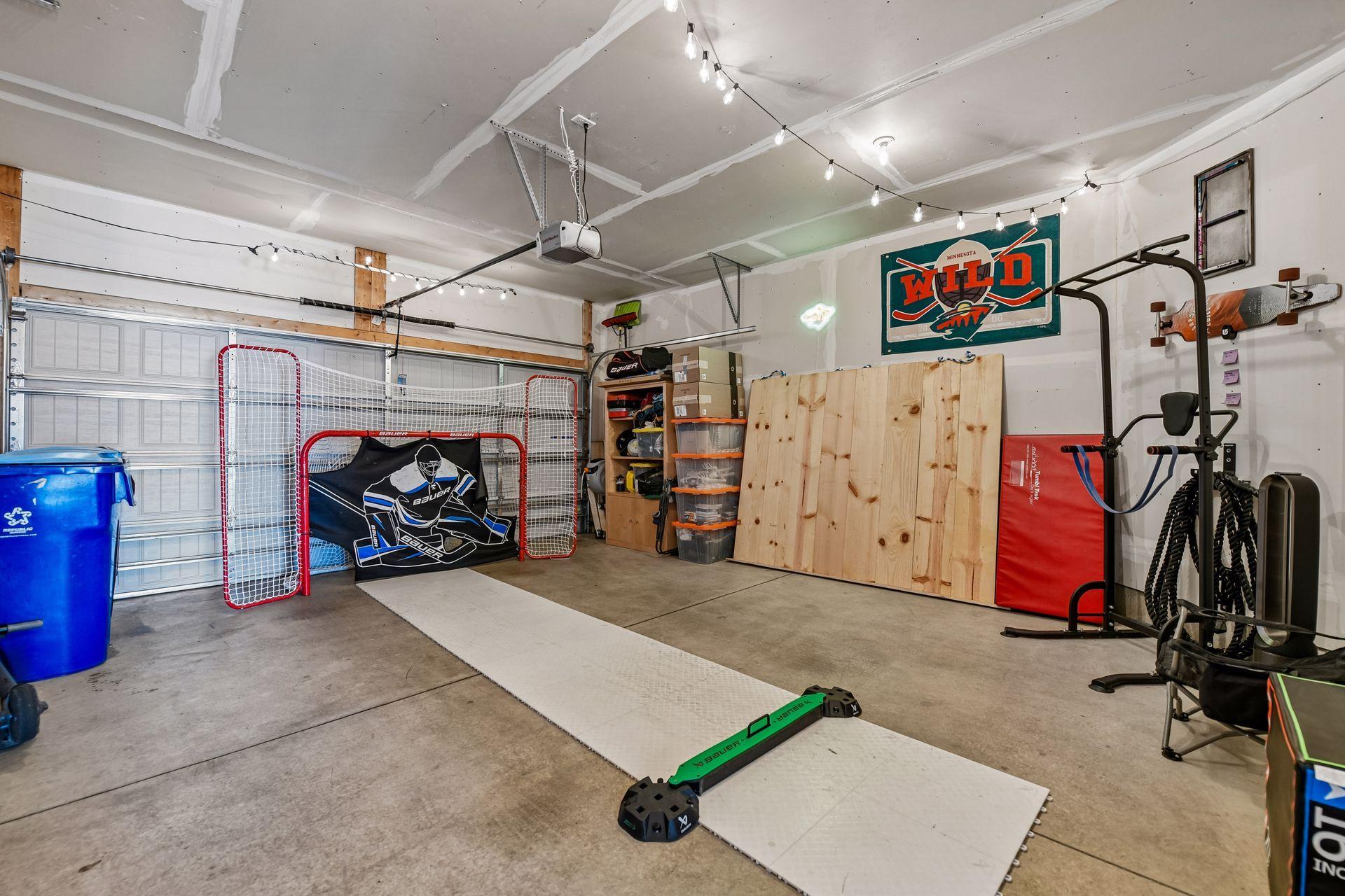 38th image of 5981 Walnut Grove Ln N, Minneapolis, MN 55446 | MLS# 7130594