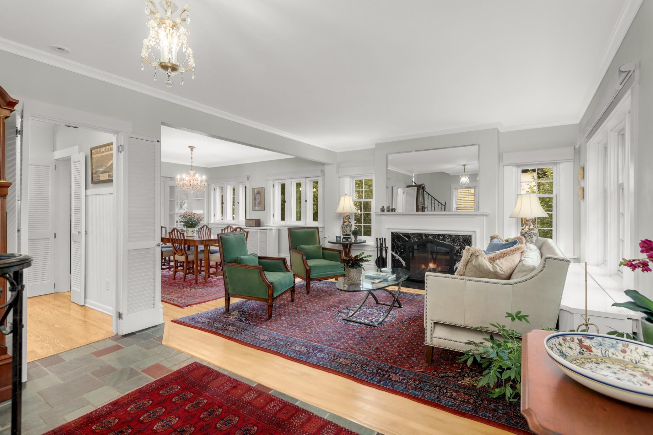3rd image of 904 Osceola Ave, Saint Paul, MN 55105 | MLS# 7130623