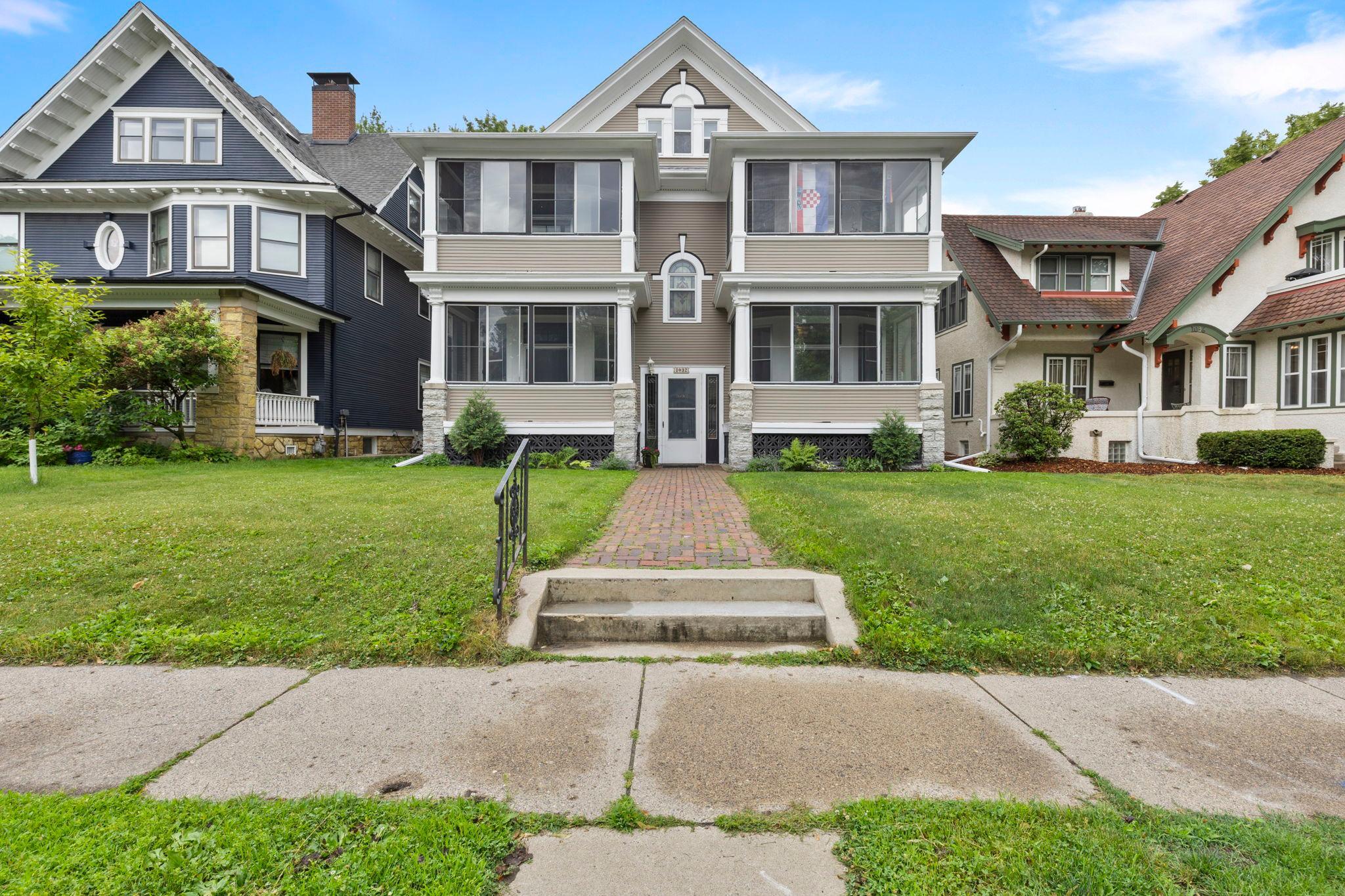 3rd image of 1032 Portland Ave, Saint Paul, MN 55104 | MLS# 7130662