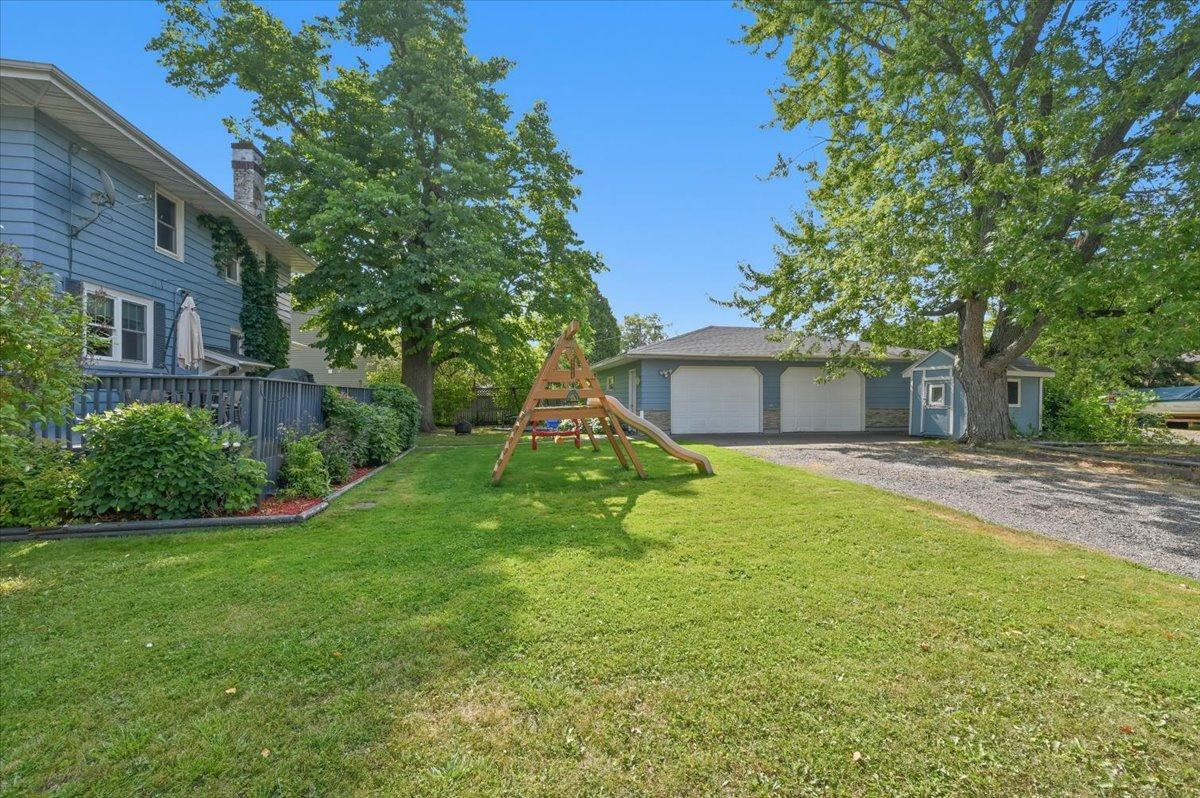 32nd image of 902 E 8th St, Superior, WI 54880 | MLS# 7130683