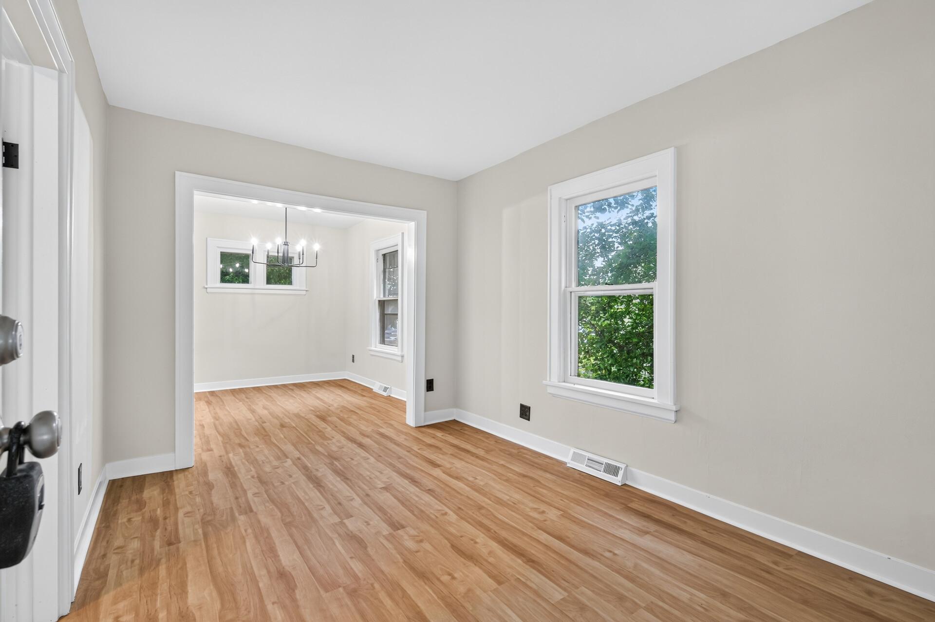 4th image of 3346 Knox Ave N, Minneapolis, MN 55412 | MLS# 7130698