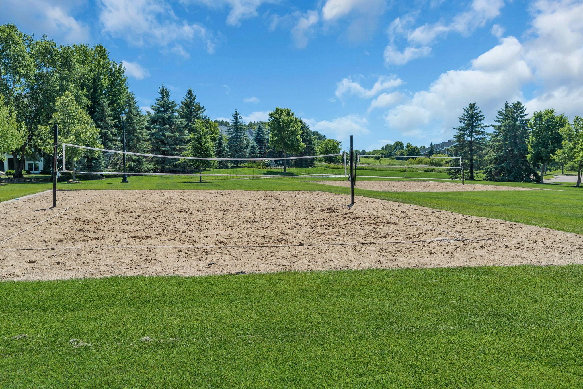 37th image of 11300 Sand Castle Dr #D, Saint Paul, MN 55129 | MLS# 7130708