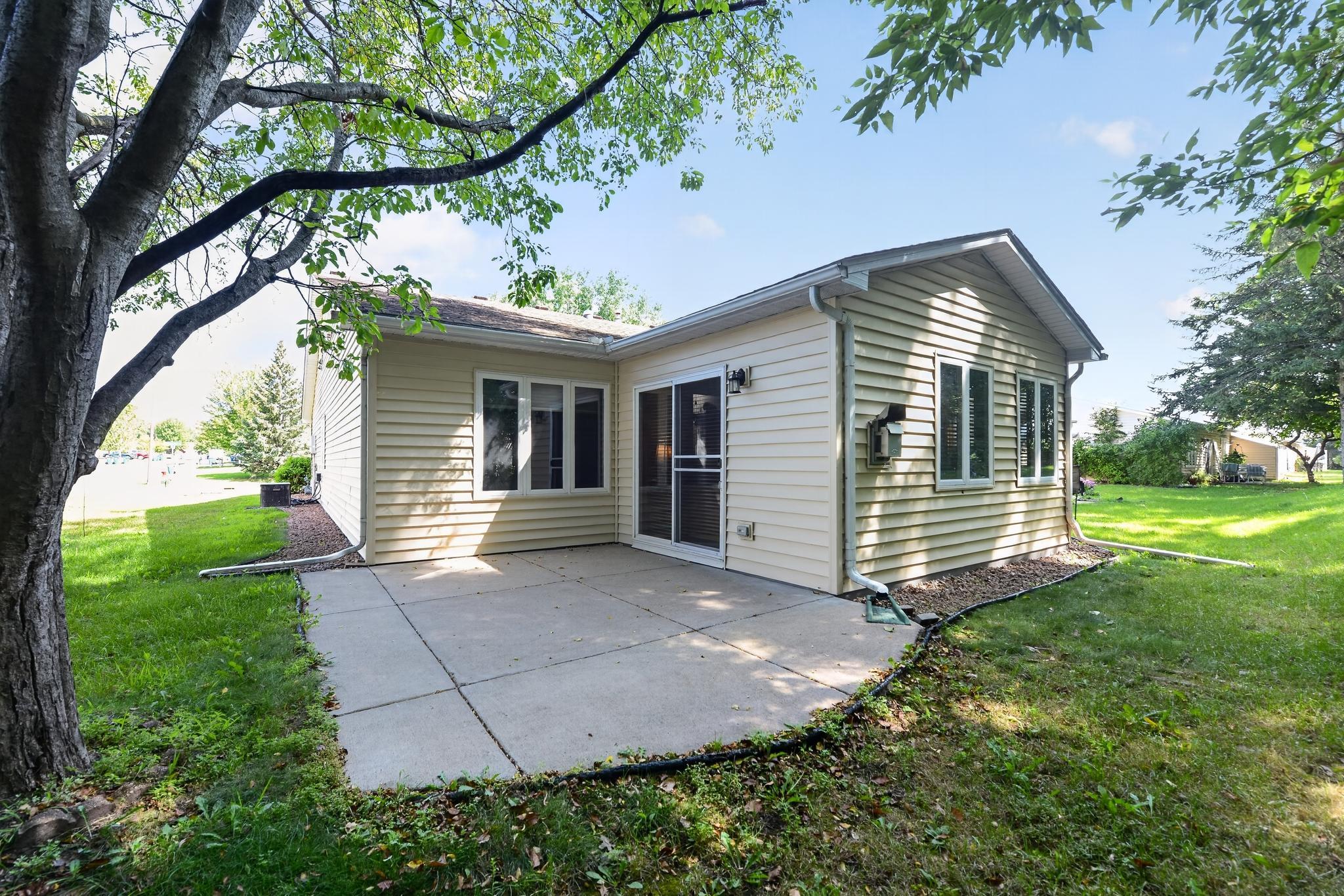2nd image of 758 Garceau Ln, Vadnais Heights, MN 55127 | MLS# 7130854