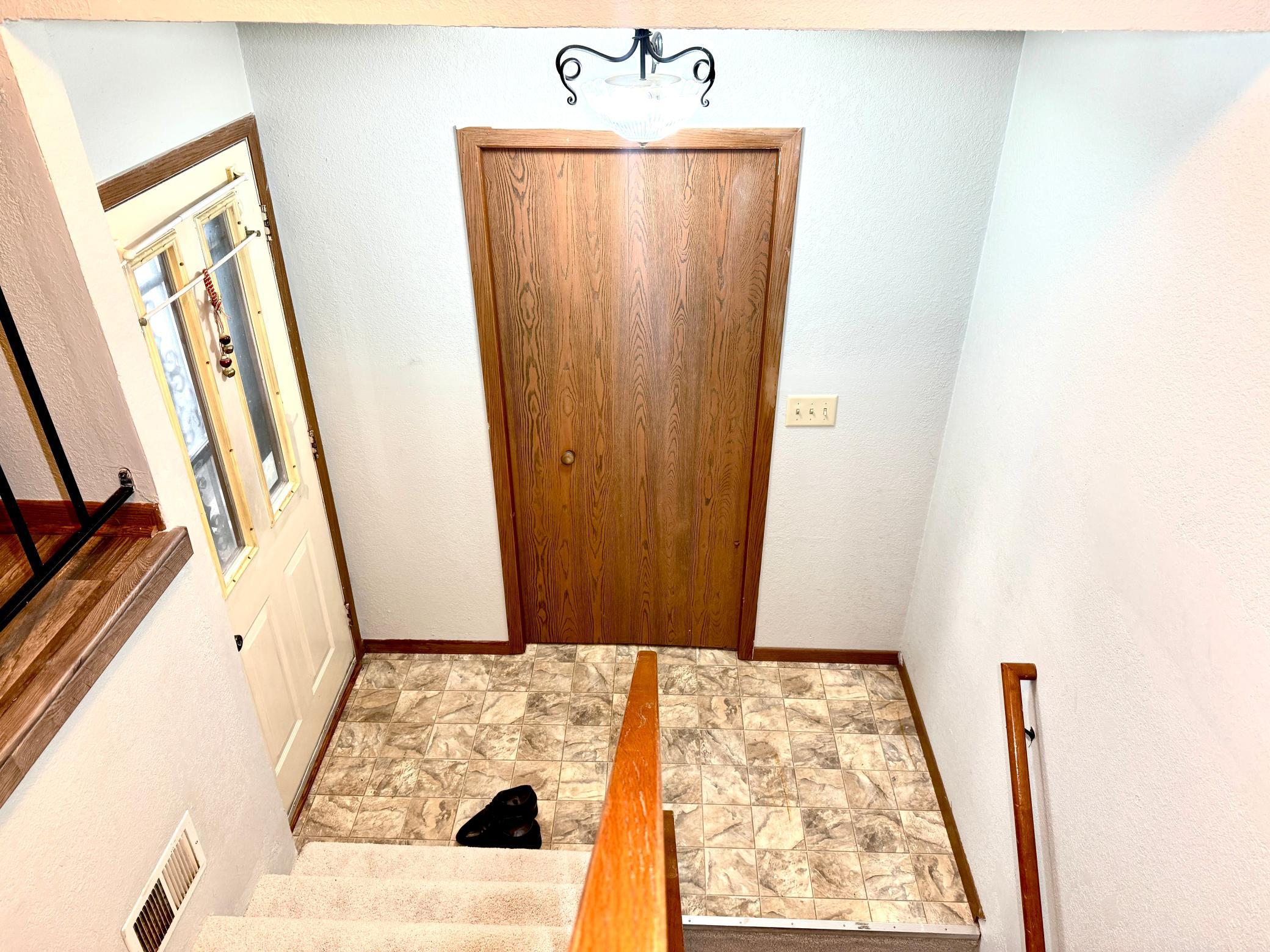 2nd image of 2129 49th Wy E, Inver Grove Heights, MN 55077 | MLS# 7130867