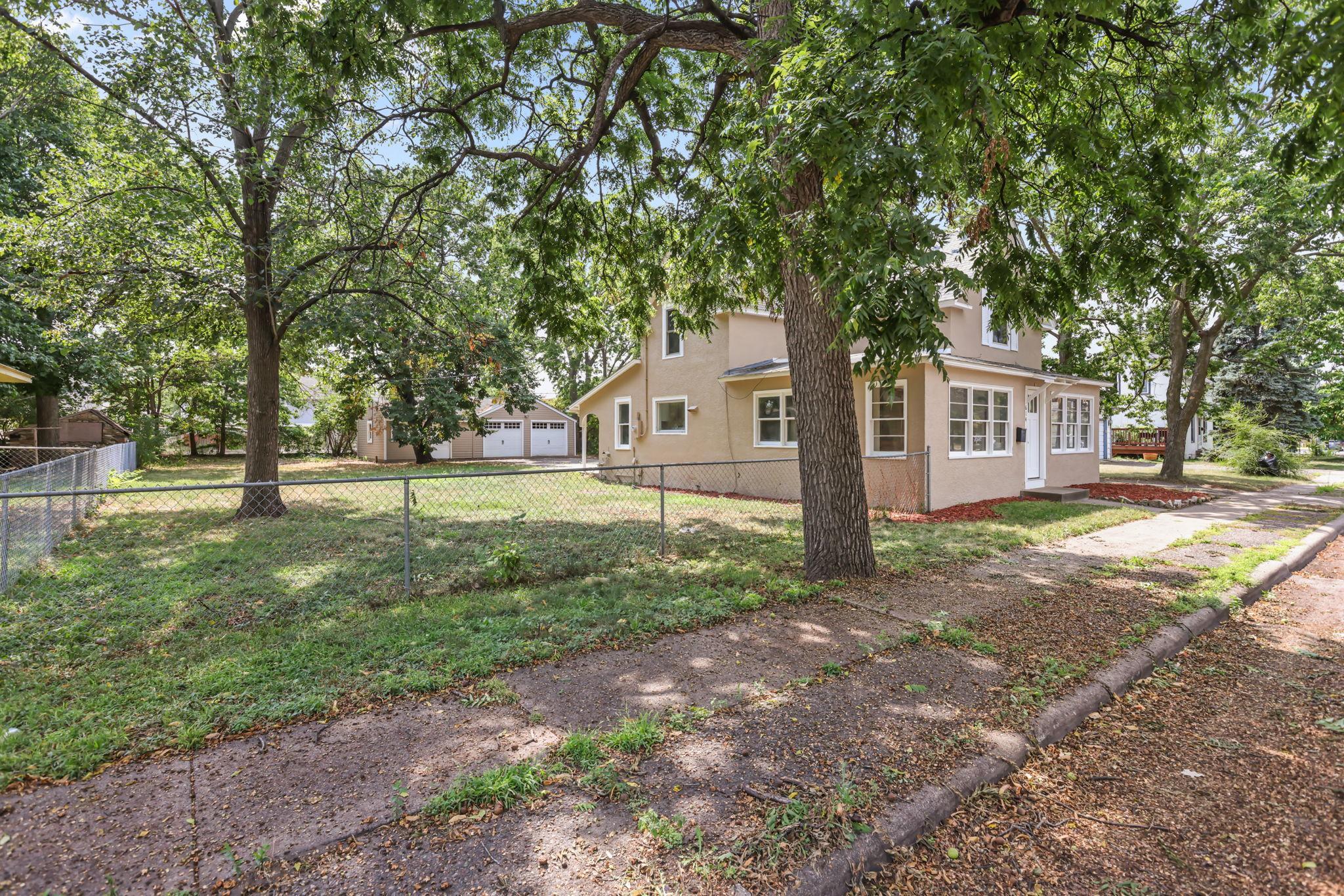 3rd image of 614 Jackson St, Anoka, MN 55303 | MLS# 7130876