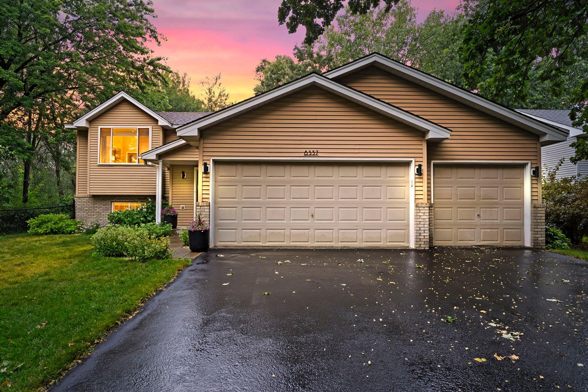 1st image of 8537 Xylite St Ne, Minneapolis, MN 55449 | MLS# 7130885