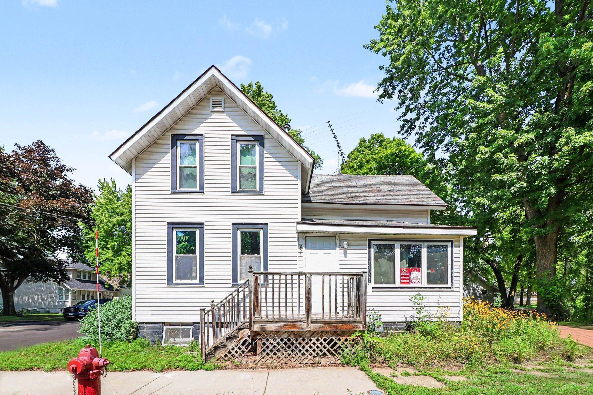 2nd image of 401 Oak Ave Se, Montgomery, MN 56069 | MLS# 7130976