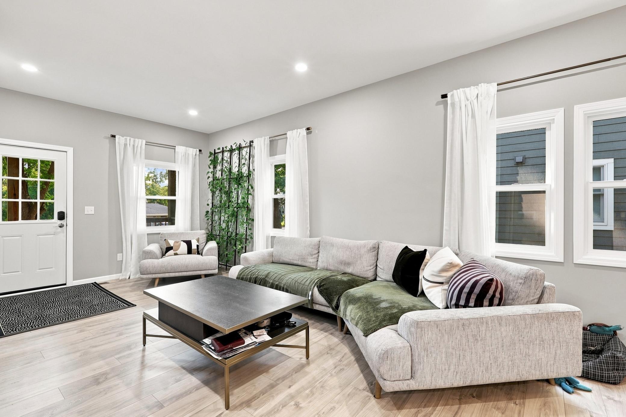 3rd image of 4220 Brookside Ave, Minneapolis, MN 55416 | MLS# 7130980