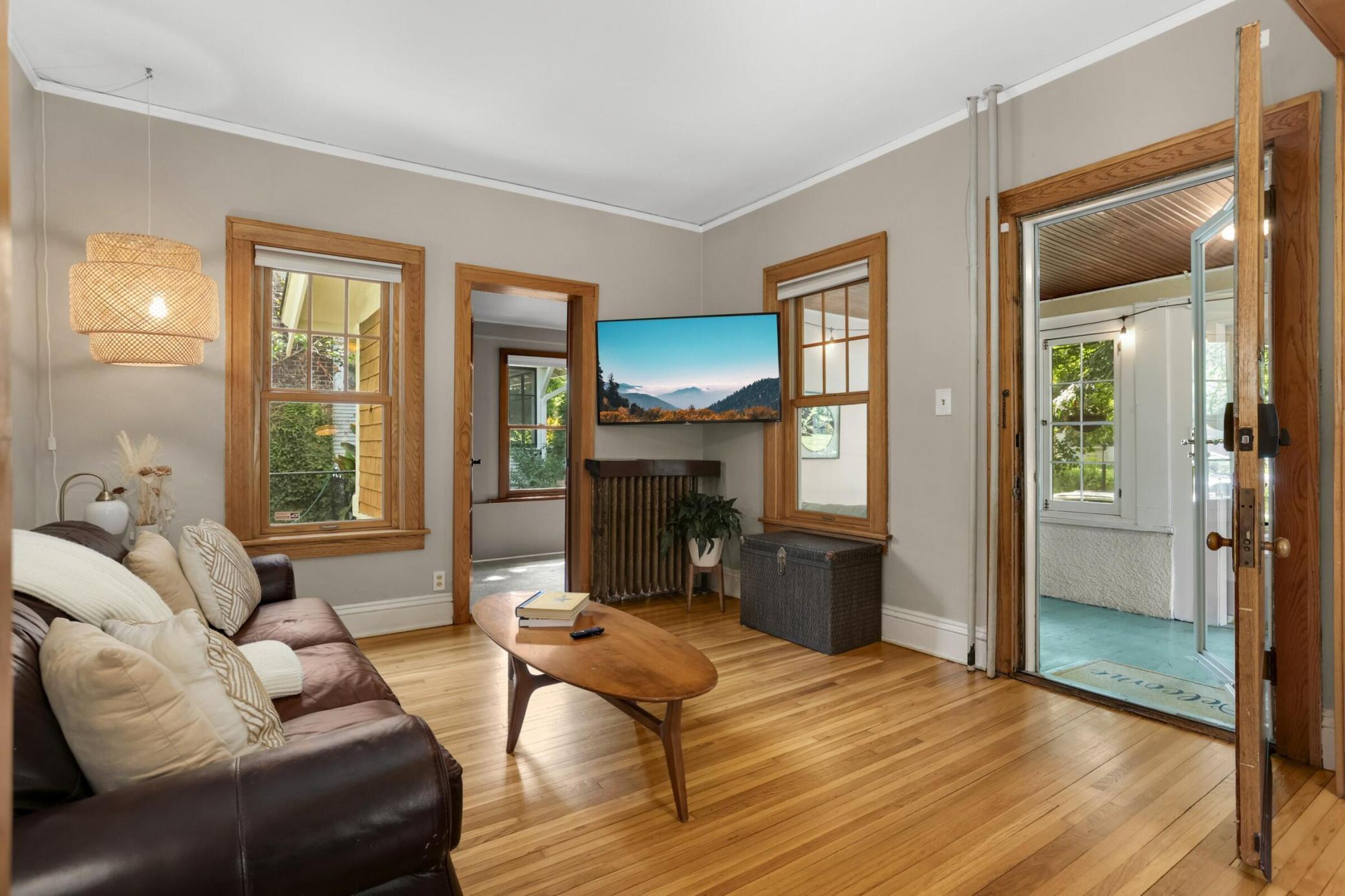 4th image of 1189 Goodrich Ave, Saint Paul, MN 55105 | MLS# 7130992