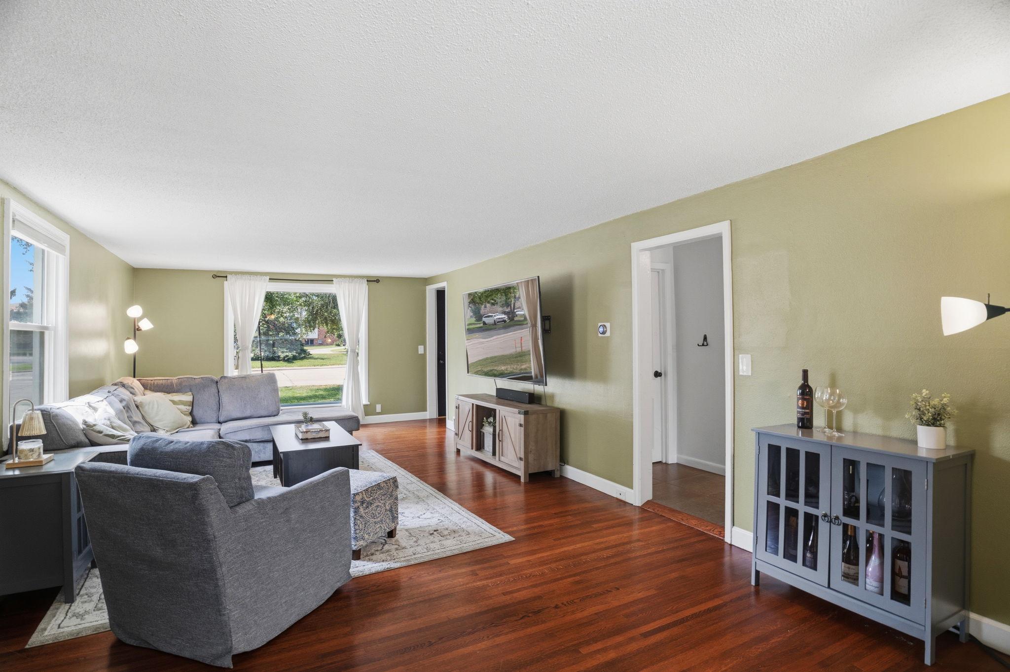 3rd image of 8841 Nicollet Ave S, Minneapolis, MN 55420 | MLS# 7131016